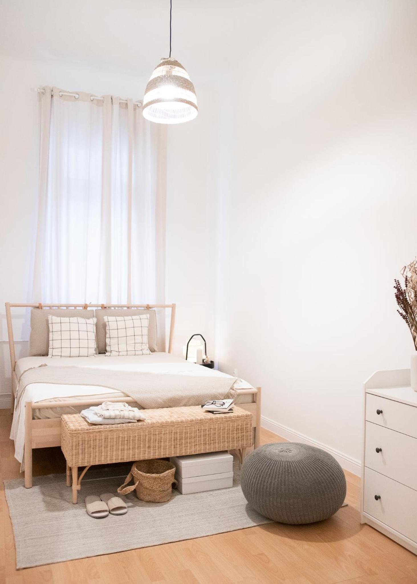 Scandi Custom 2-BDR Apartment view 4