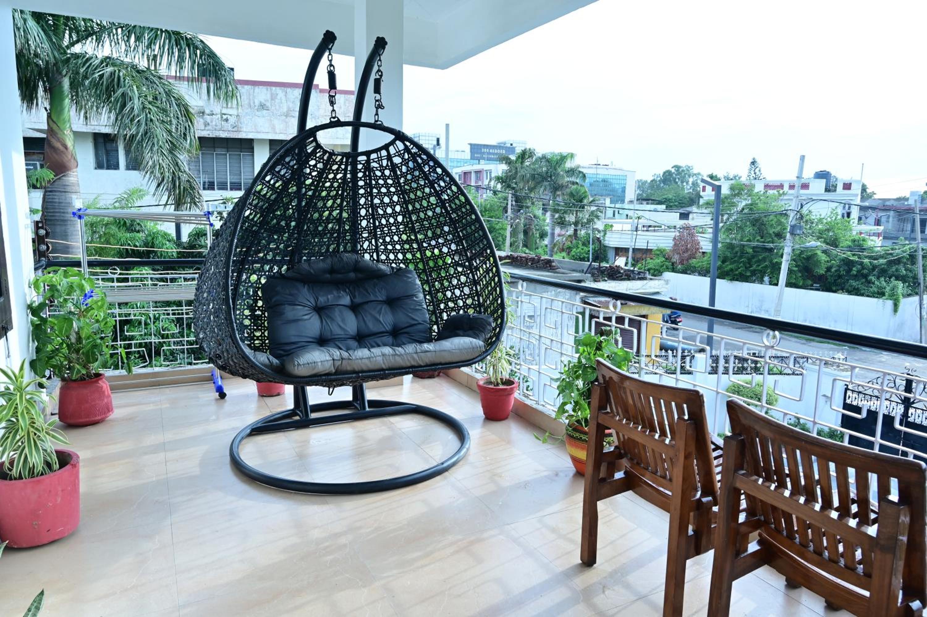 balance & terrace
