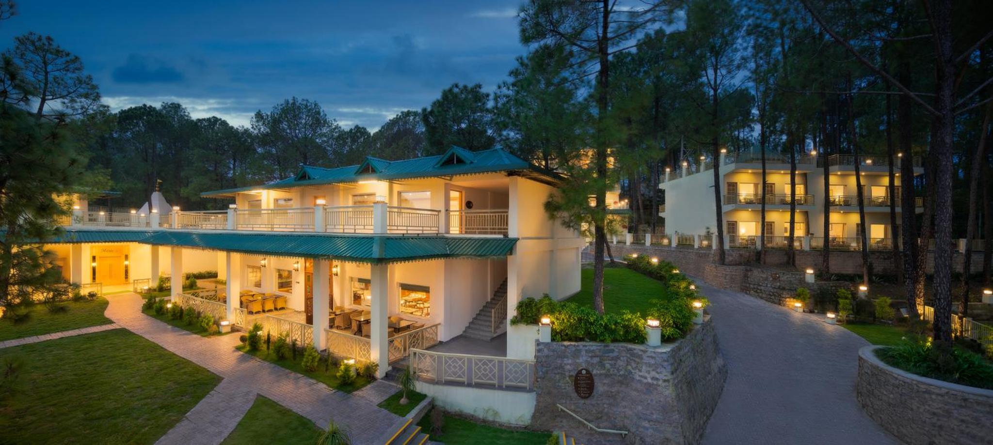 Cassia Resort, Kasauli view 2