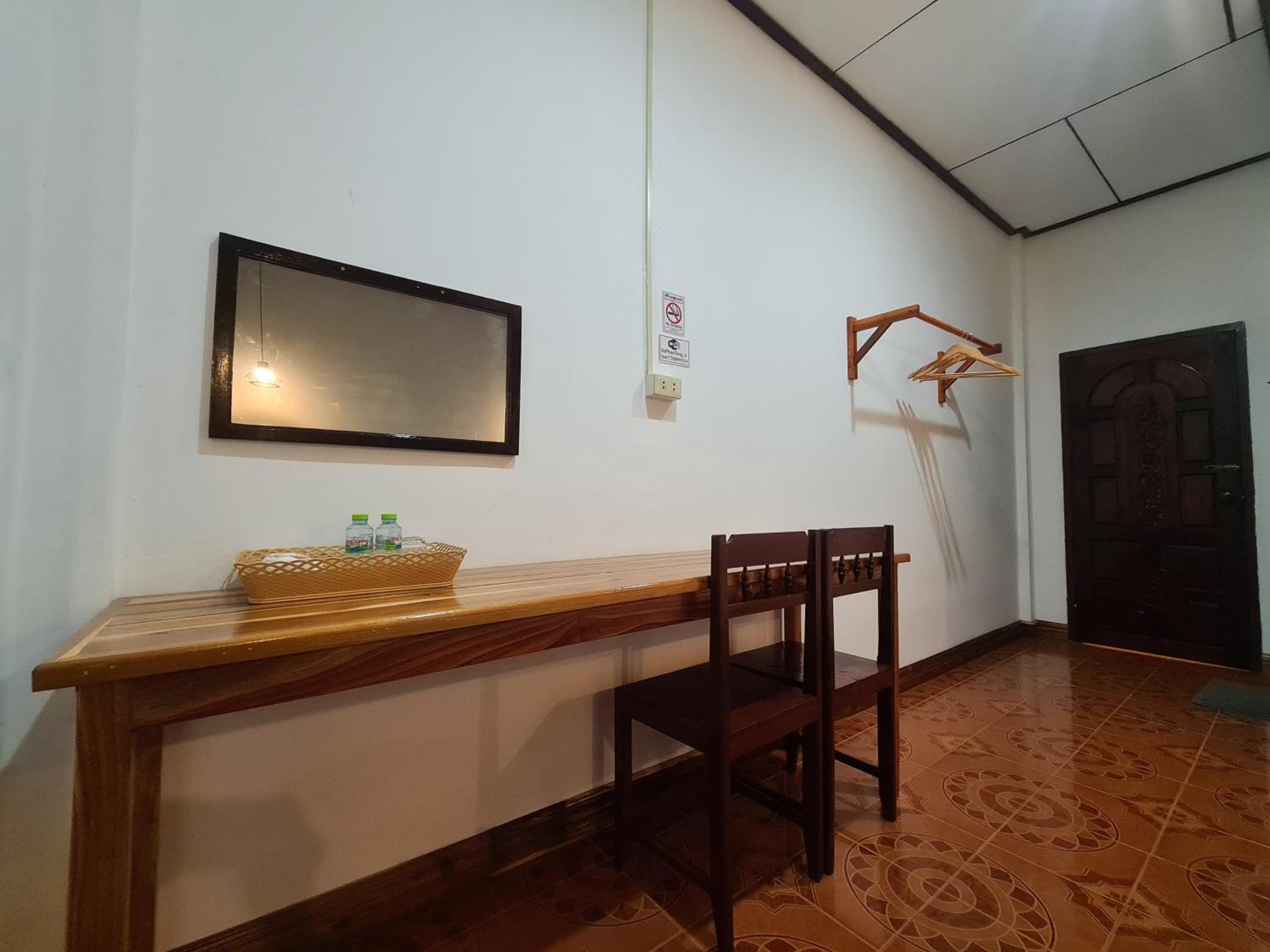 Saphaothong guesthouse, photo 58