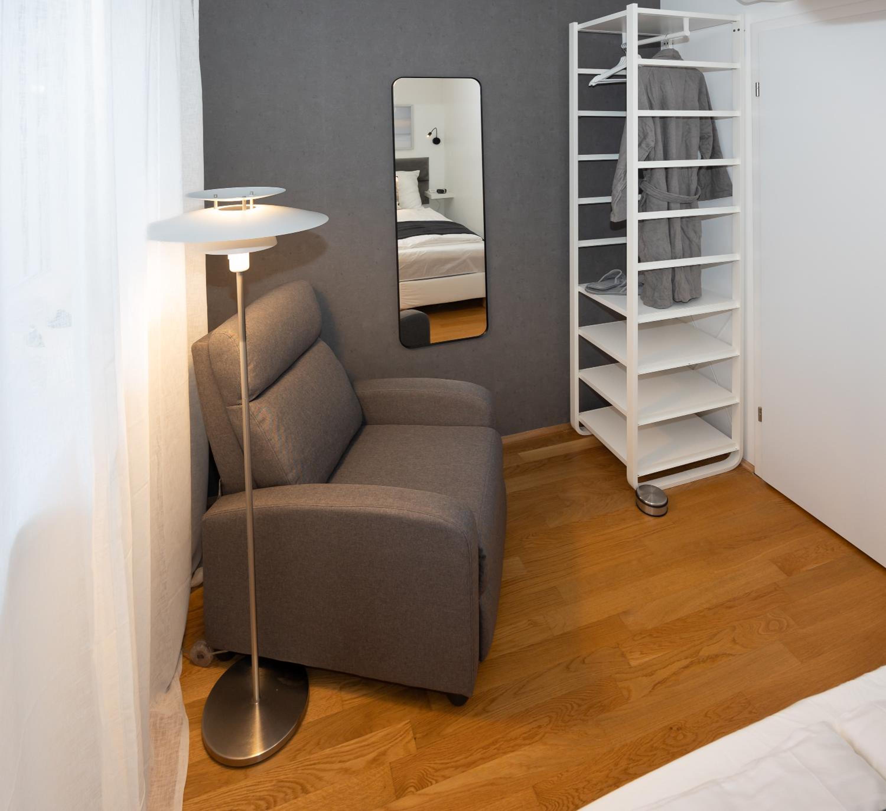 Rooftop cozy apartment near innerstadt with AC