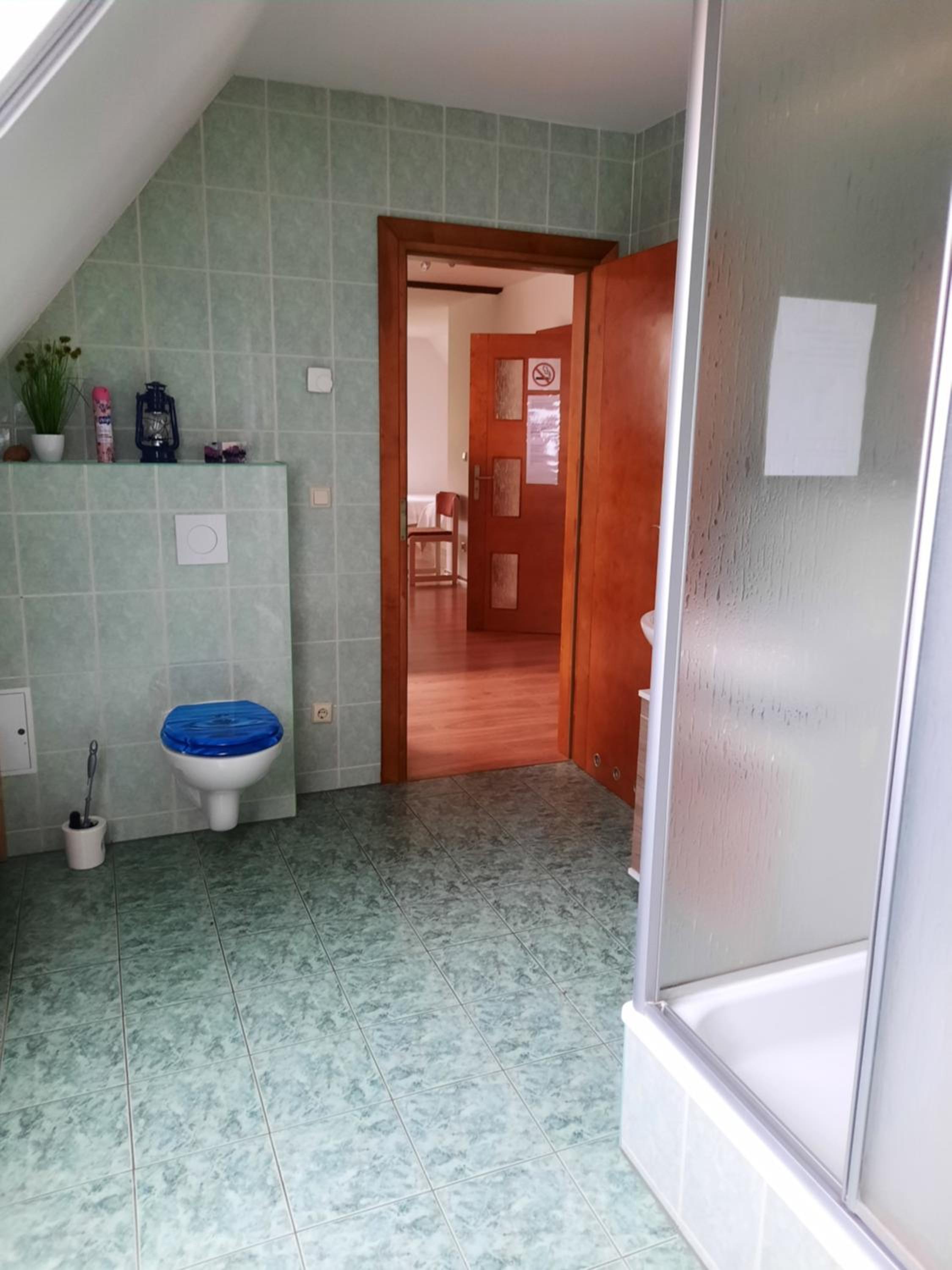 Monteur- und Ferienwohnung in Hainichen - Obergeschoss oder Dachgeschoss - Familie Weber
