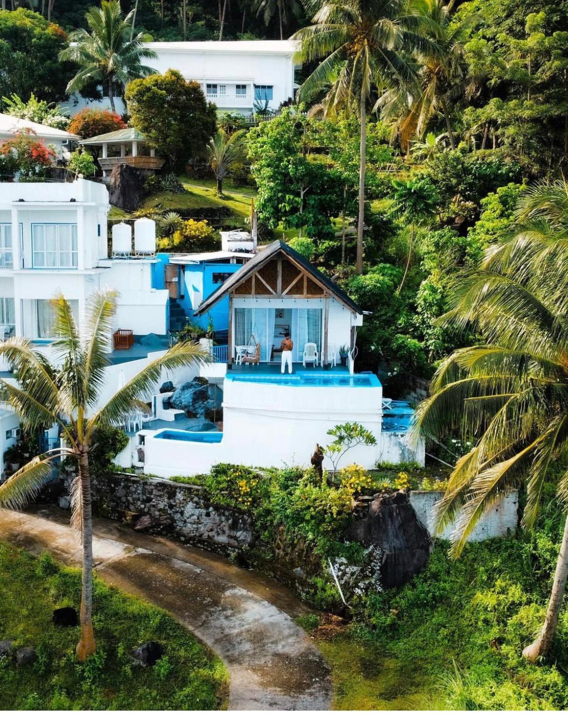 Bintana Sa Paraiso