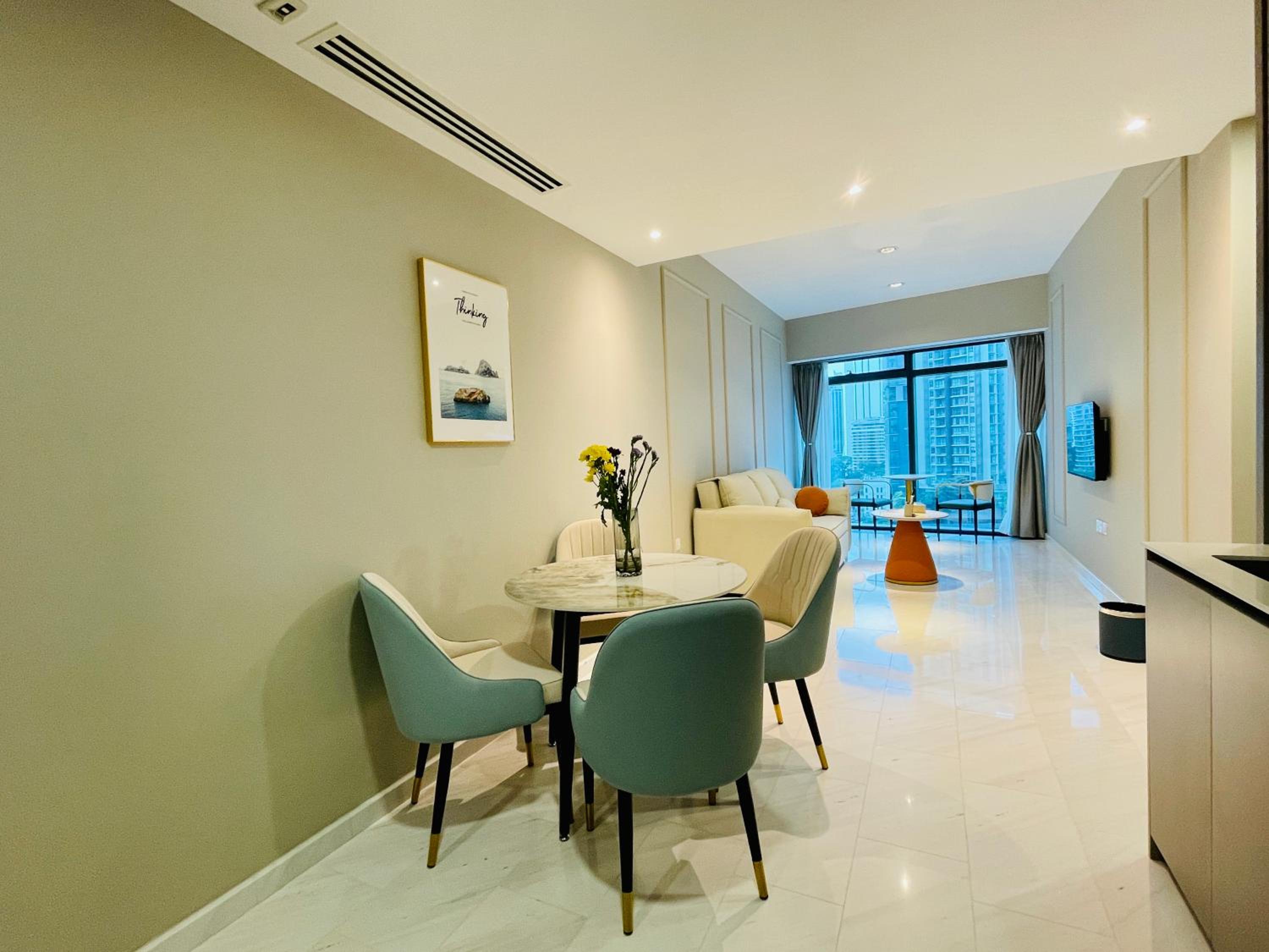 Eaton residences KLCC m@h