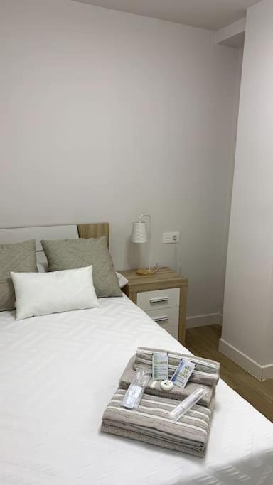 Soleada, amplia y renovada vivienda