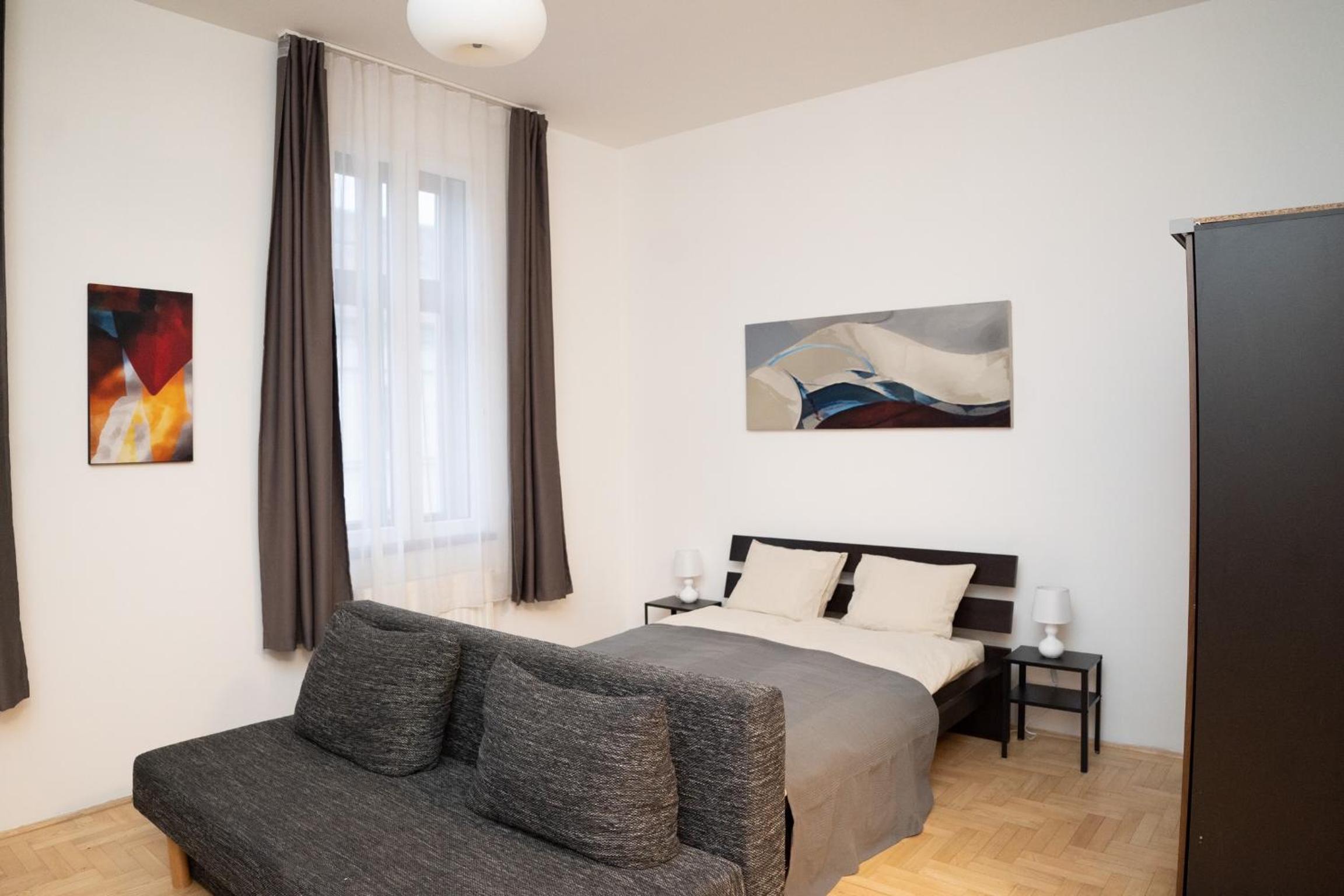 Vincent Apartment