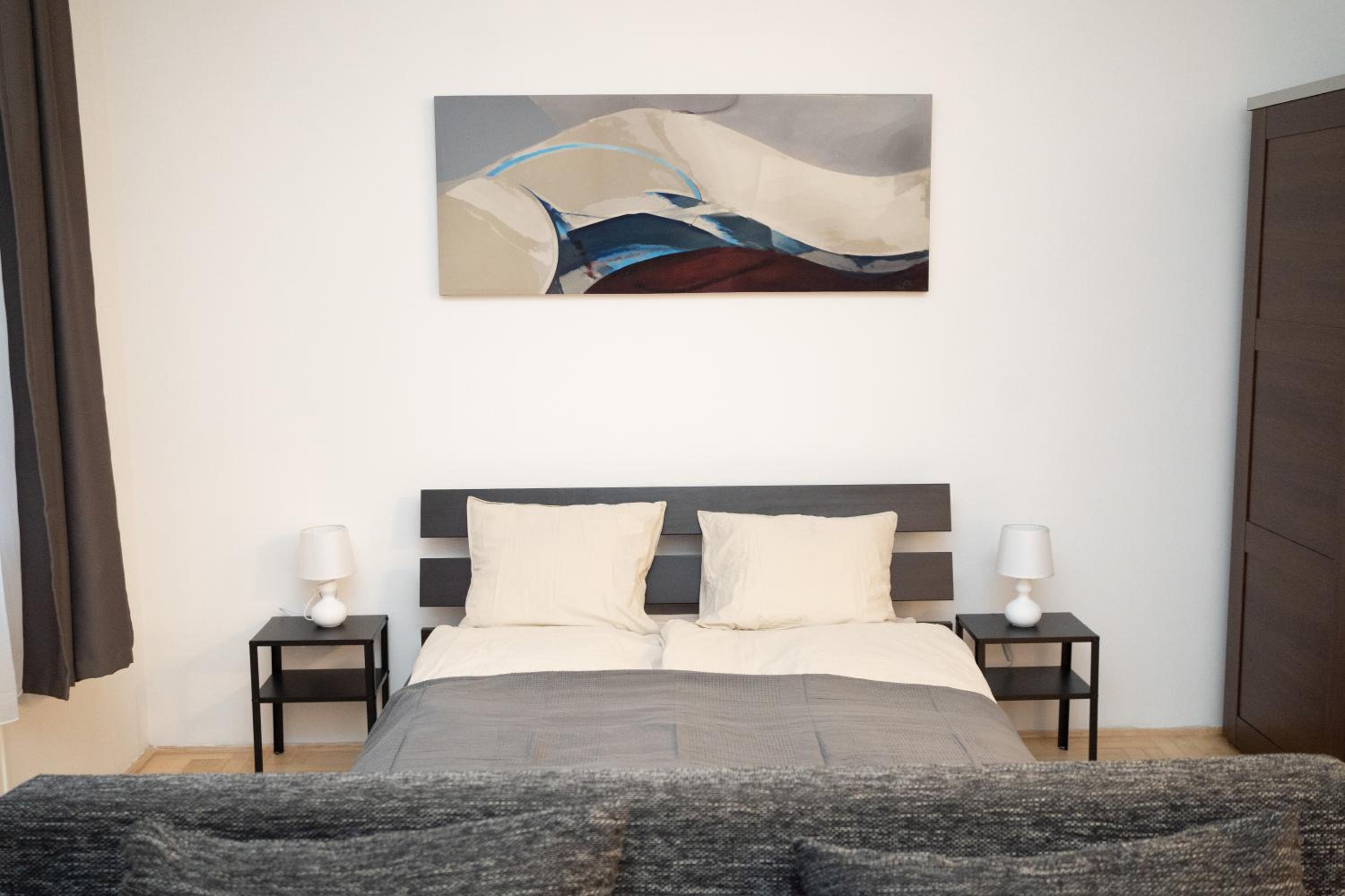 Vincent Apartment