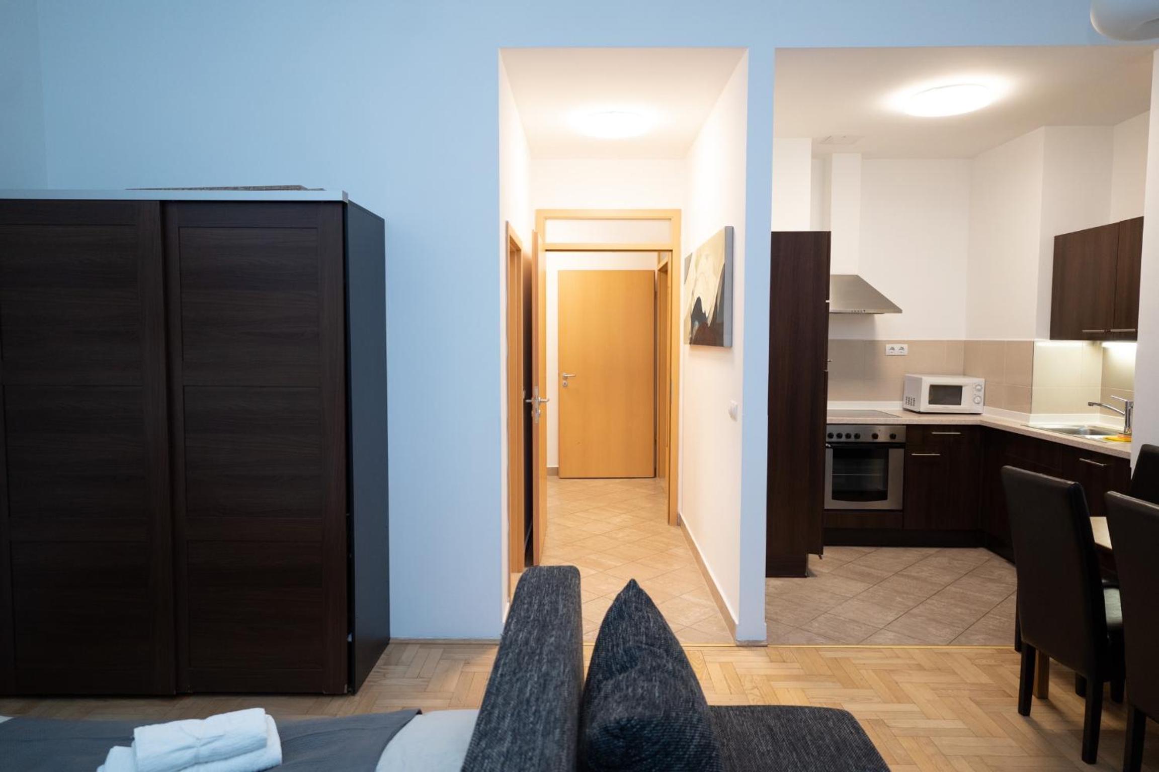 Vincent Apartment