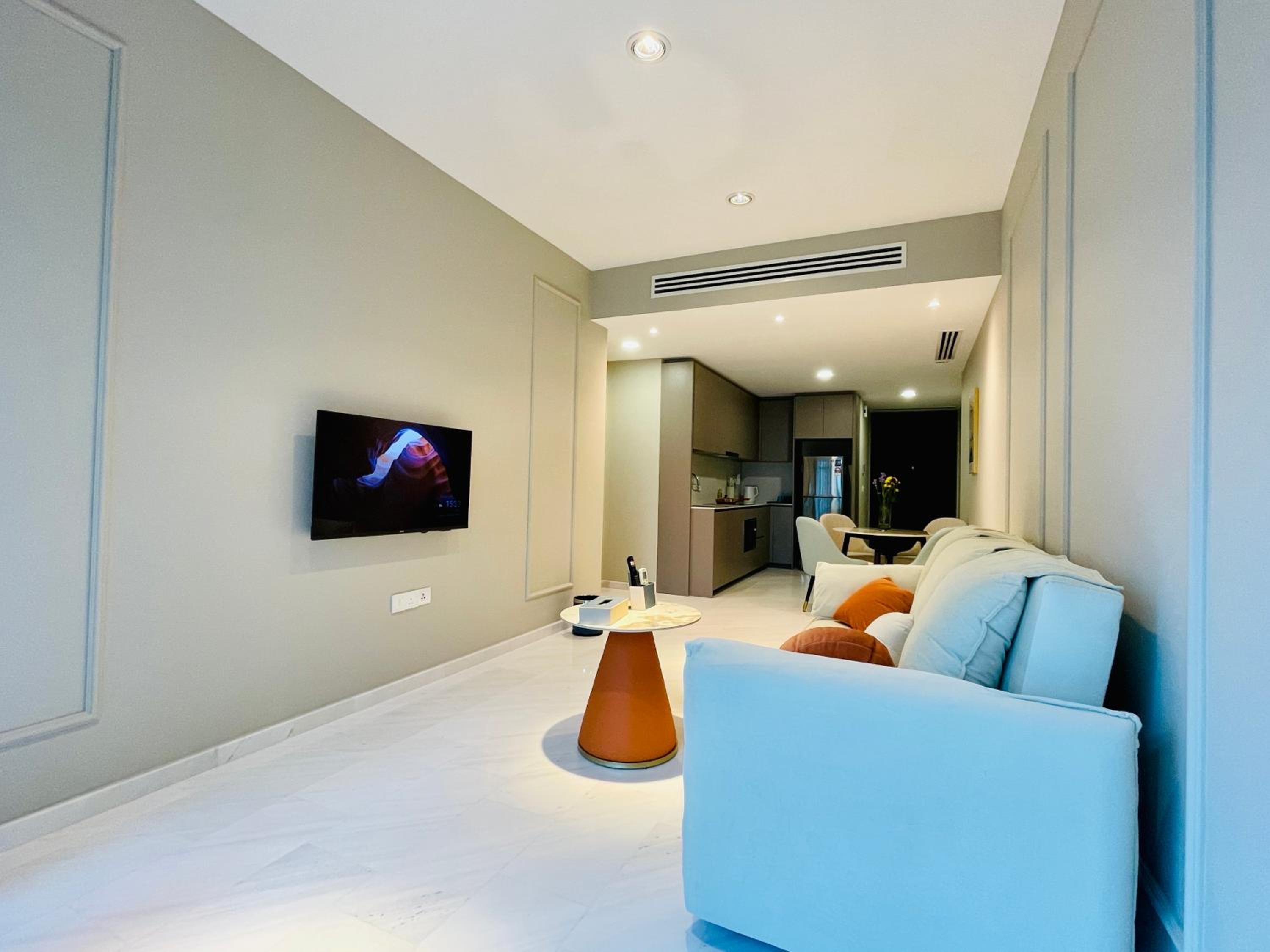 Eaton residences KLCC m@h