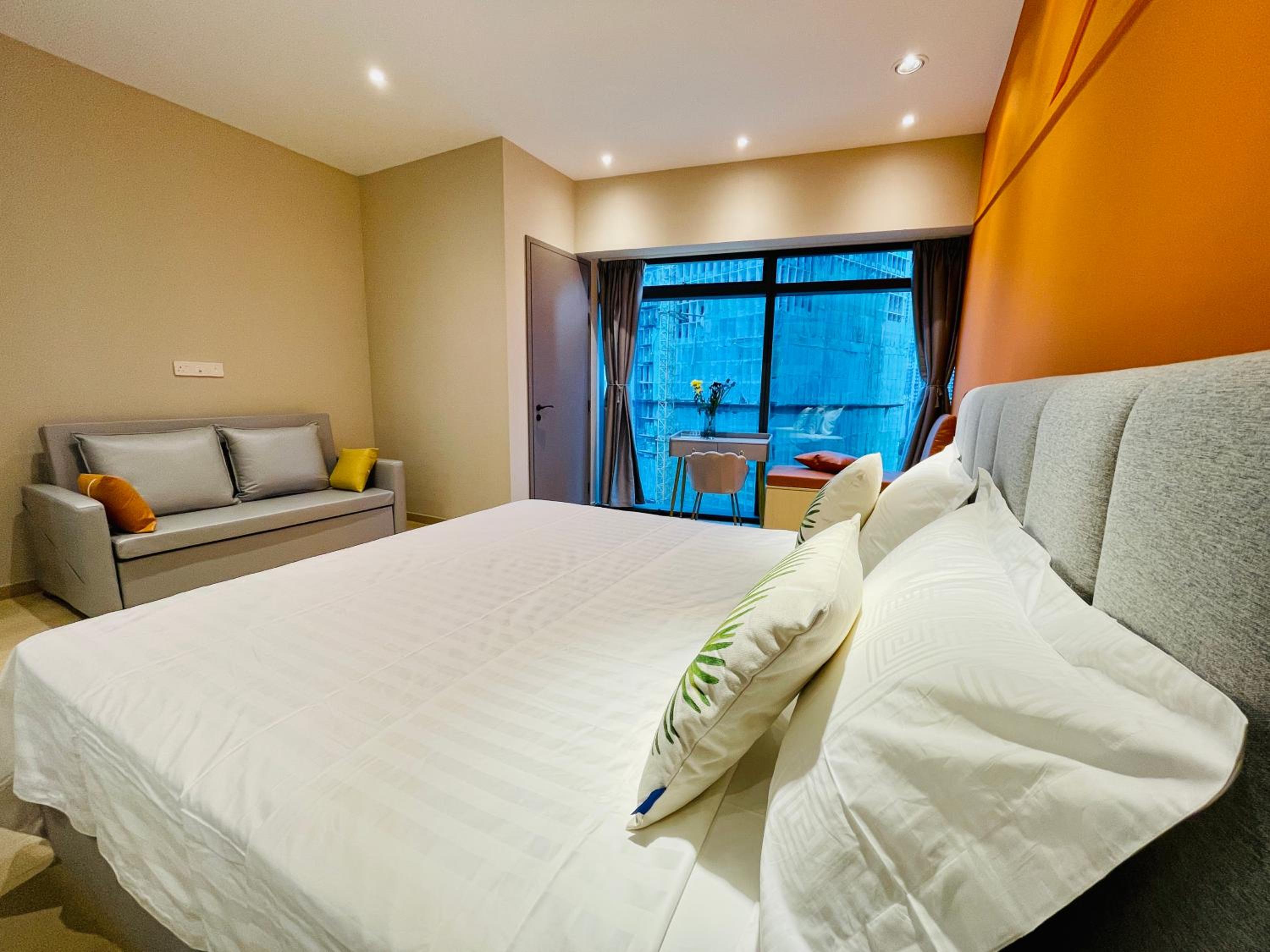 Eaton residences KLCC m@h