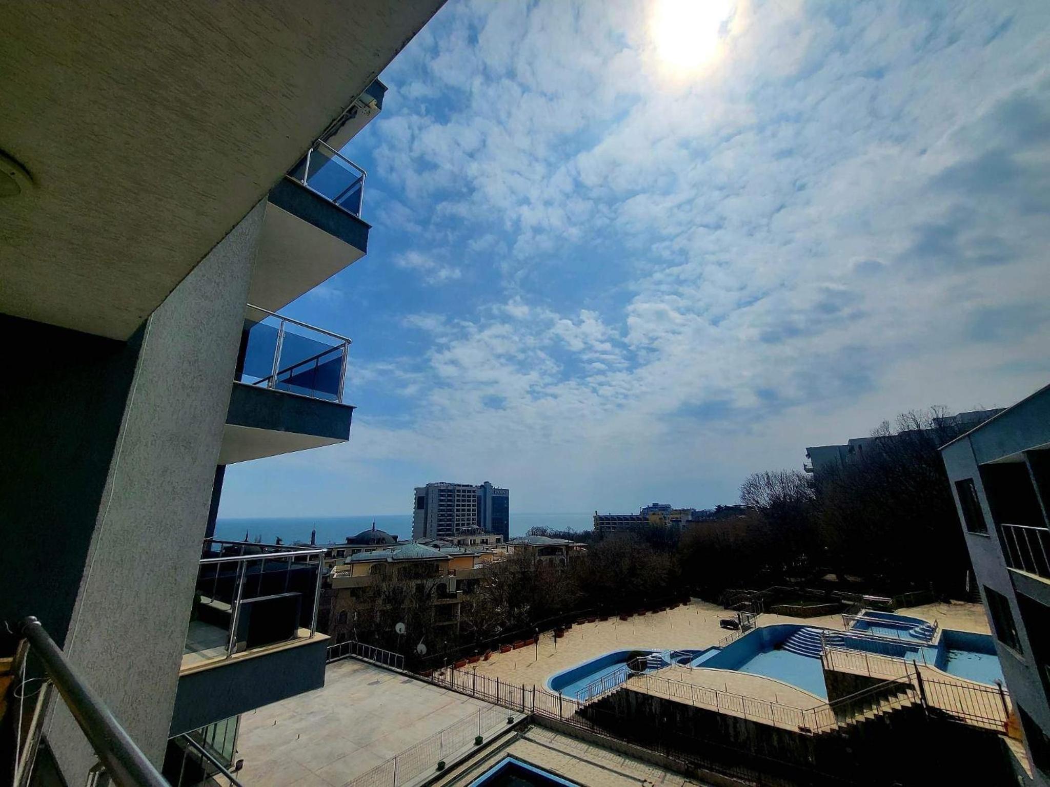 Dilov Apartments in Yalta Golden Sands