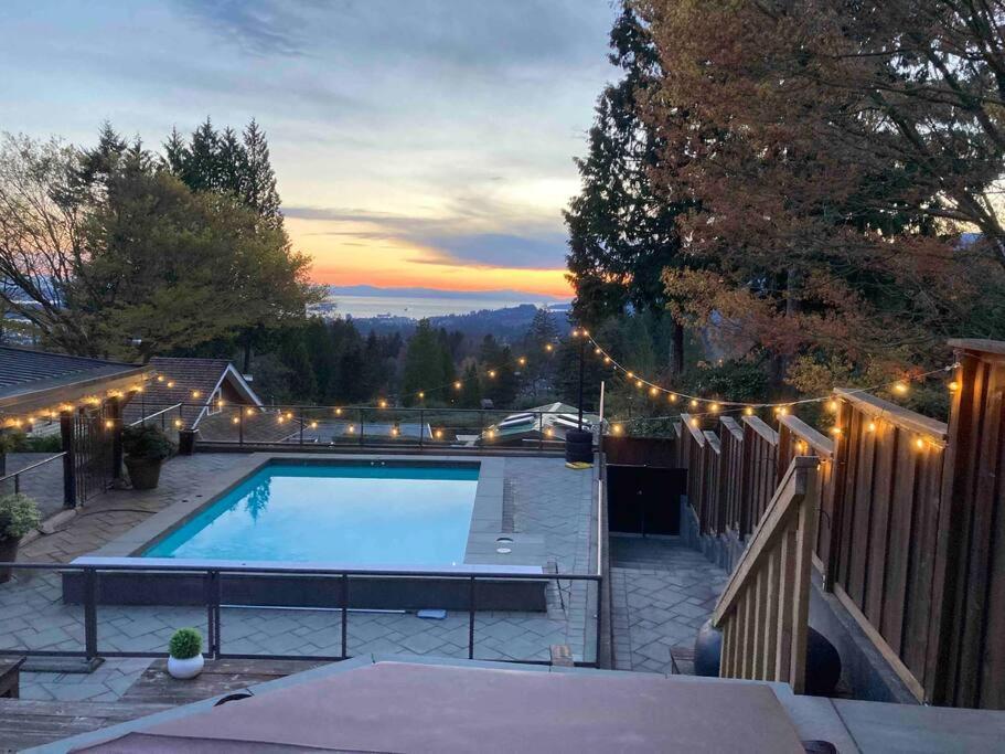 The Lions Self Contained Suite, Shared Pool, Hot Tub, Views