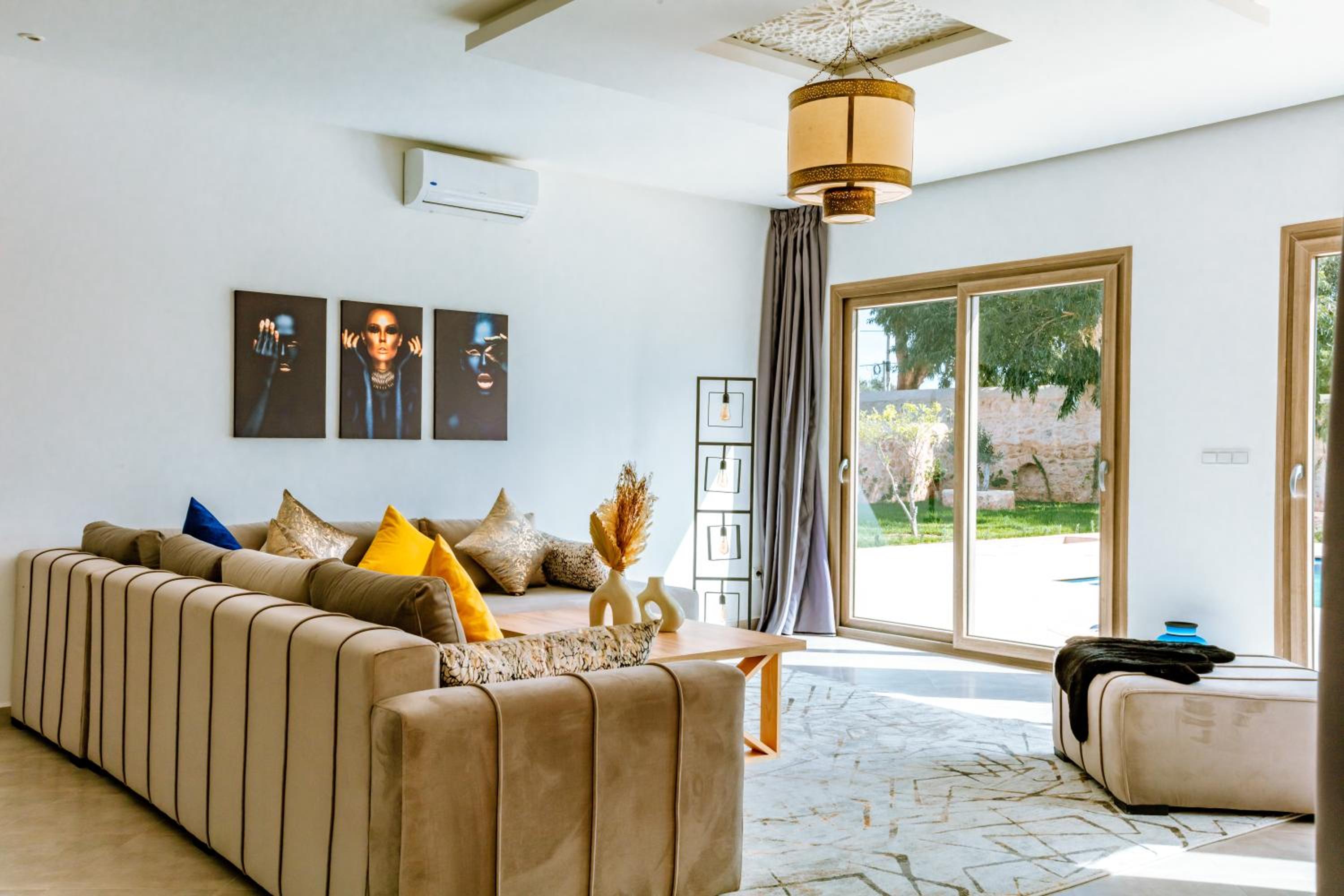Photo 63
