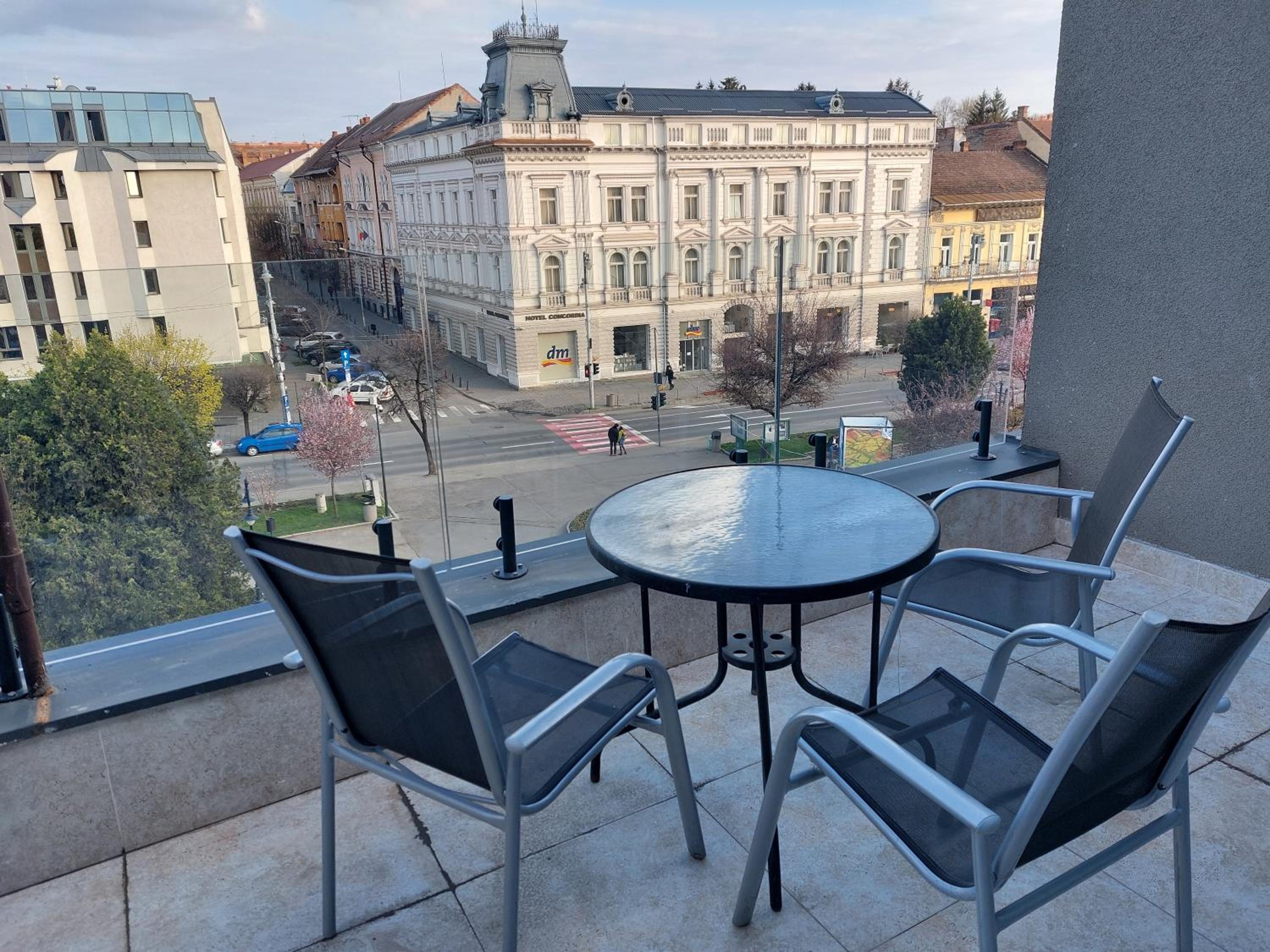 NoMi Ultracentral Apartments