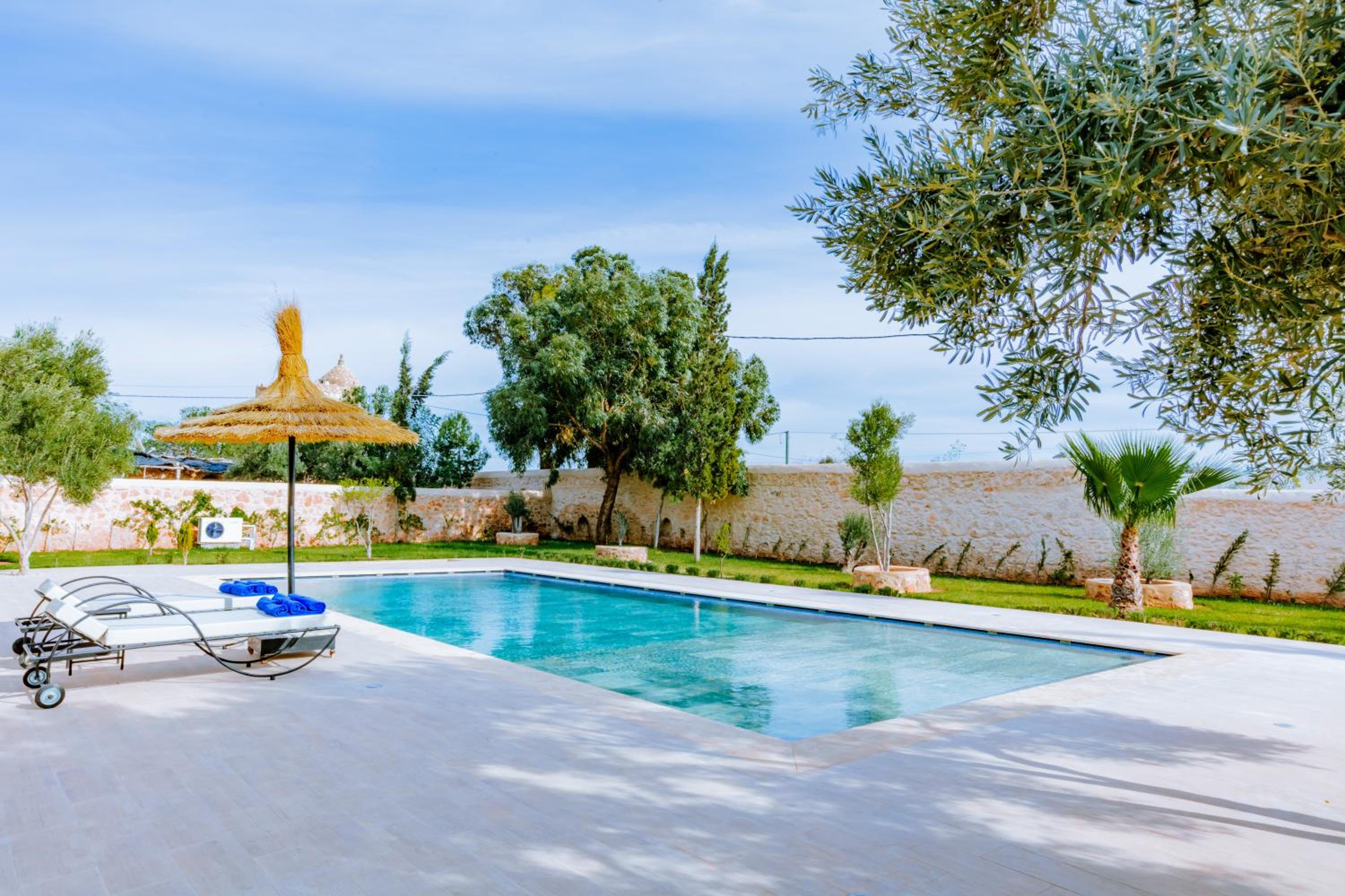 Villa Isaac et Seghir , Casa Lila Gardens Piscine chauffée