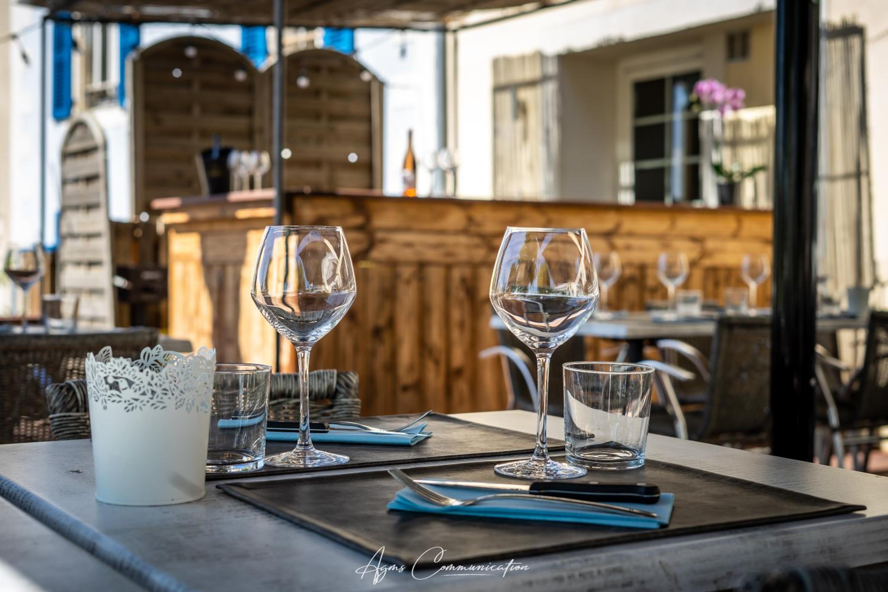 restaurant