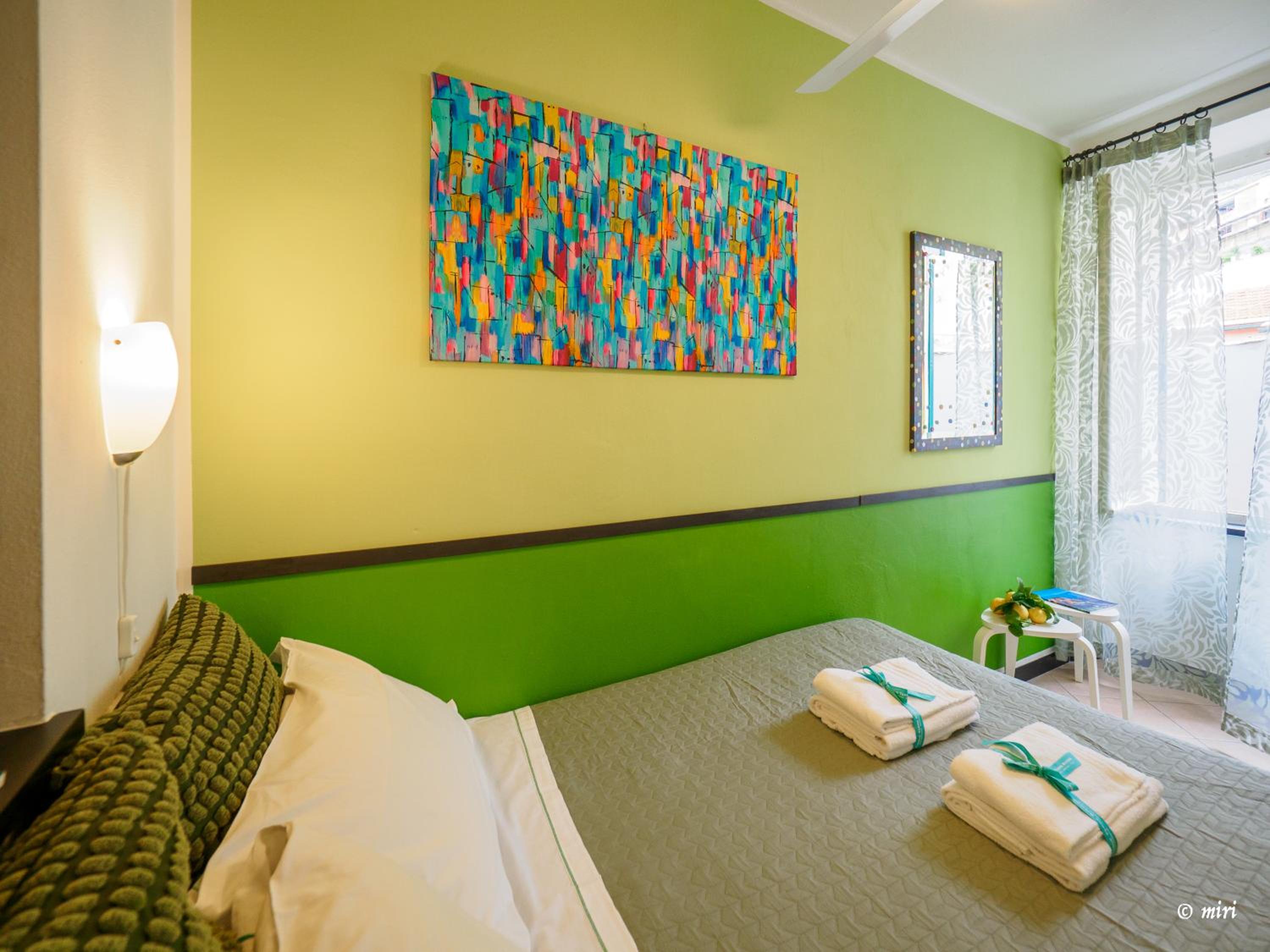 Carmelina Tiny Village Room photo 3