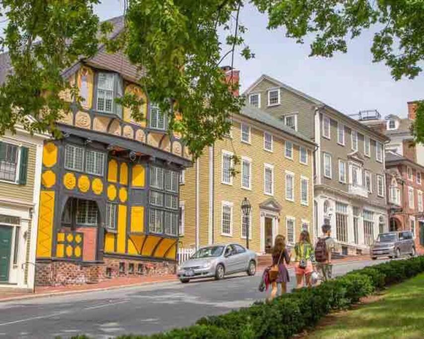 Luxury 3BD Condo in the heart of Providence view 5