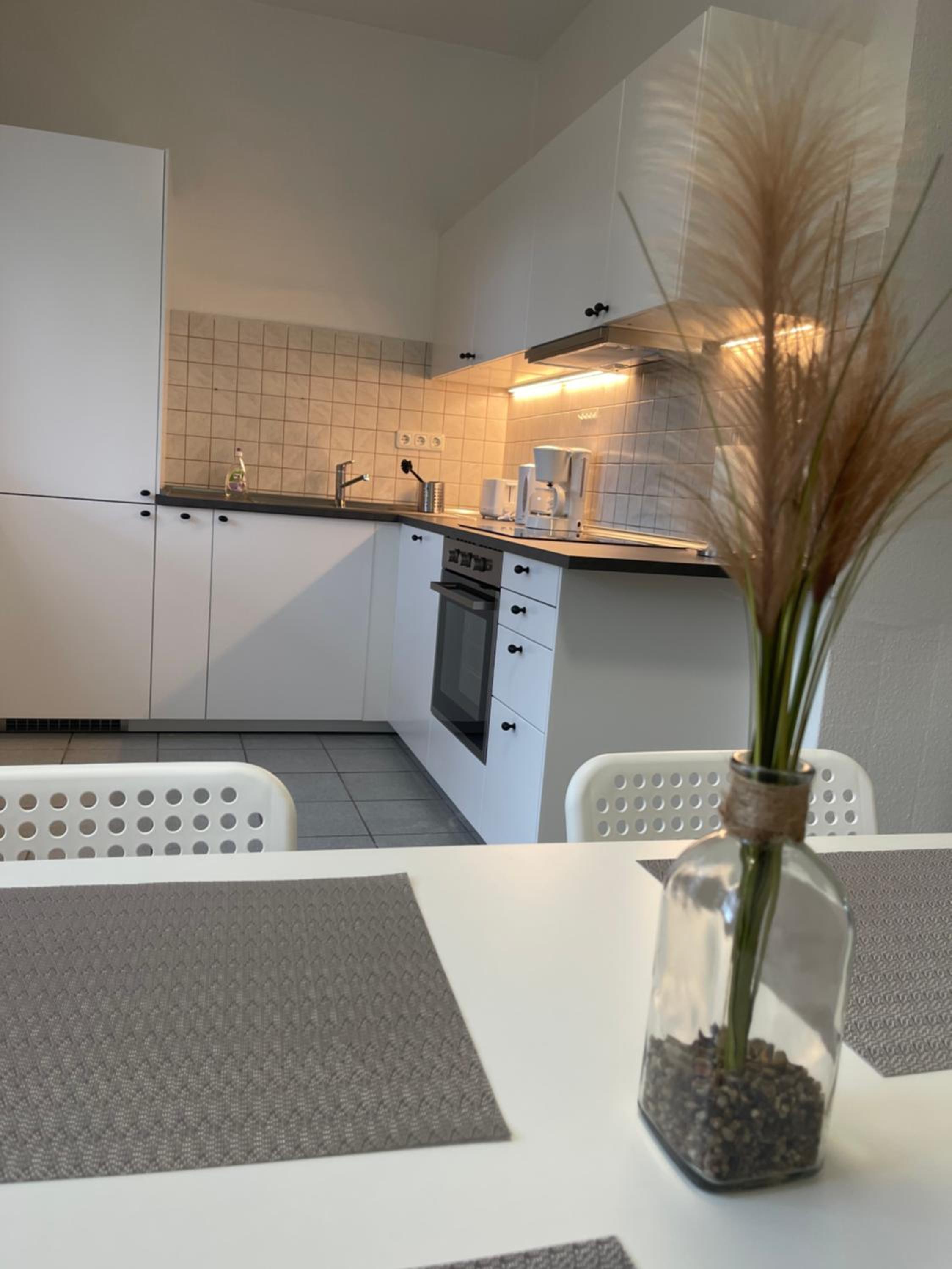 Comfortable Shared Apartment with Private Room in Wesseling