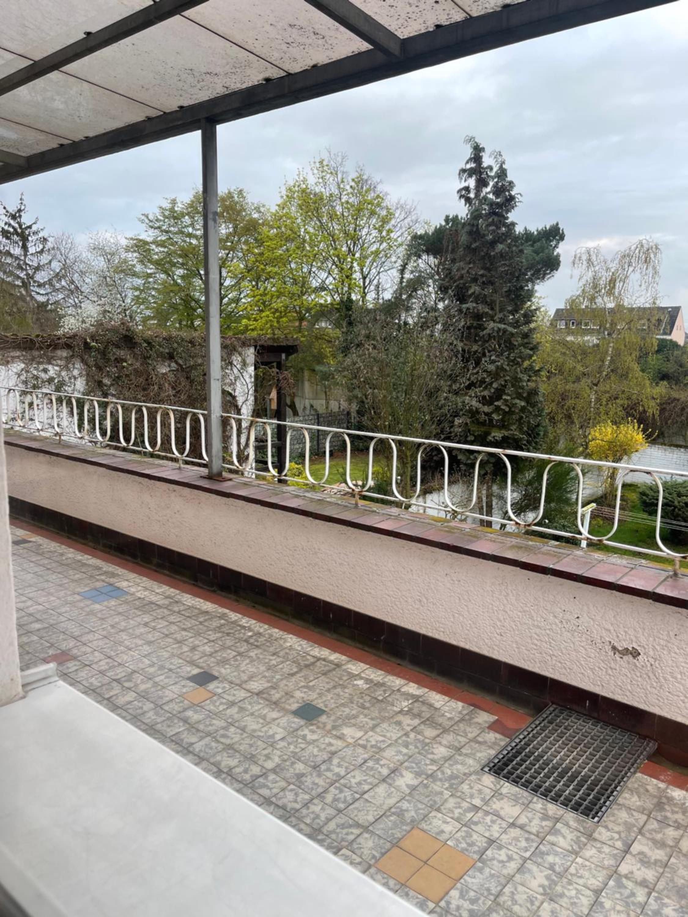 Comfortable Shared Apartment with Private Room in Wesseling