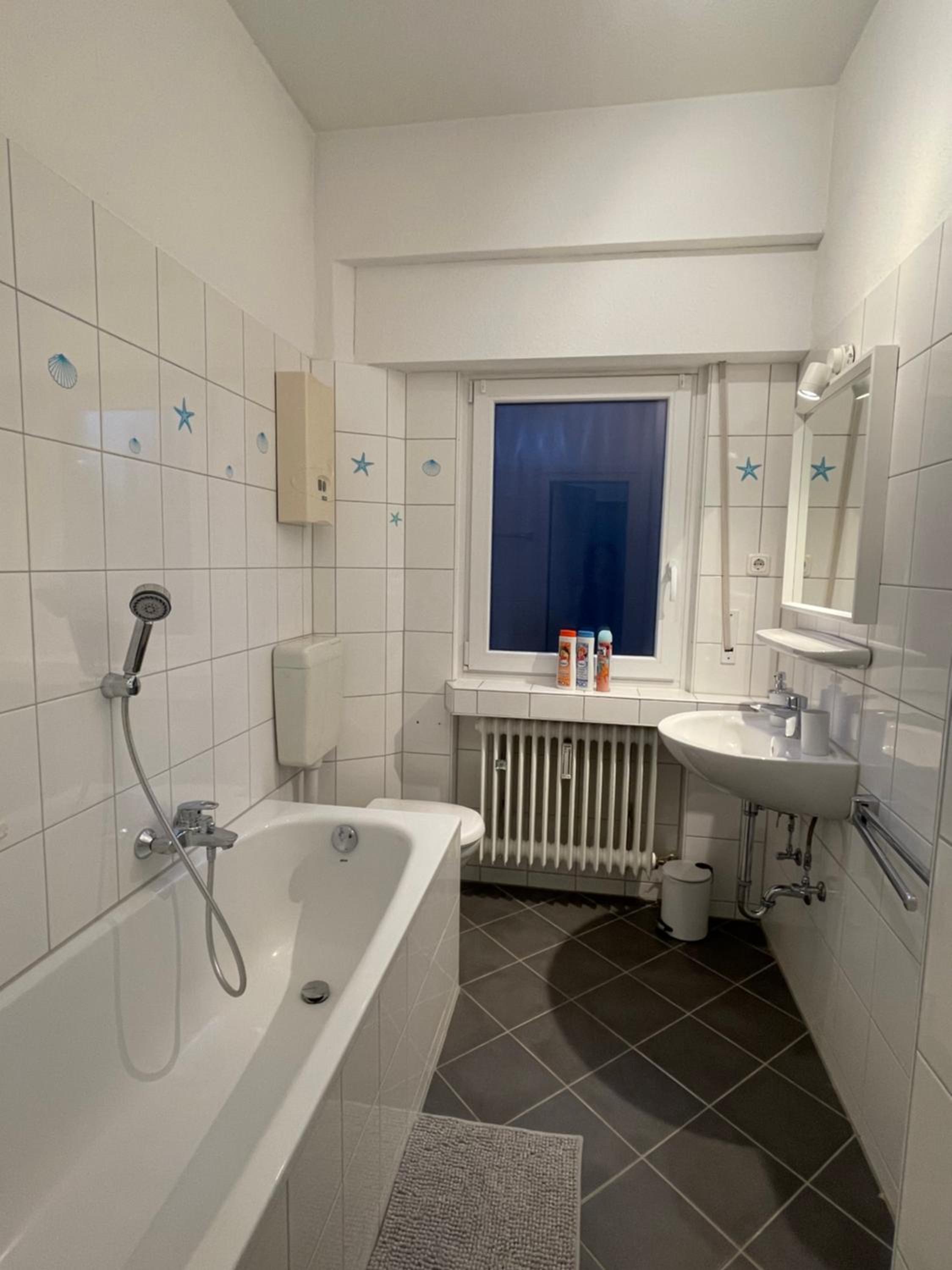 Comfortable Shared Apartment with Private Room in Wesseling