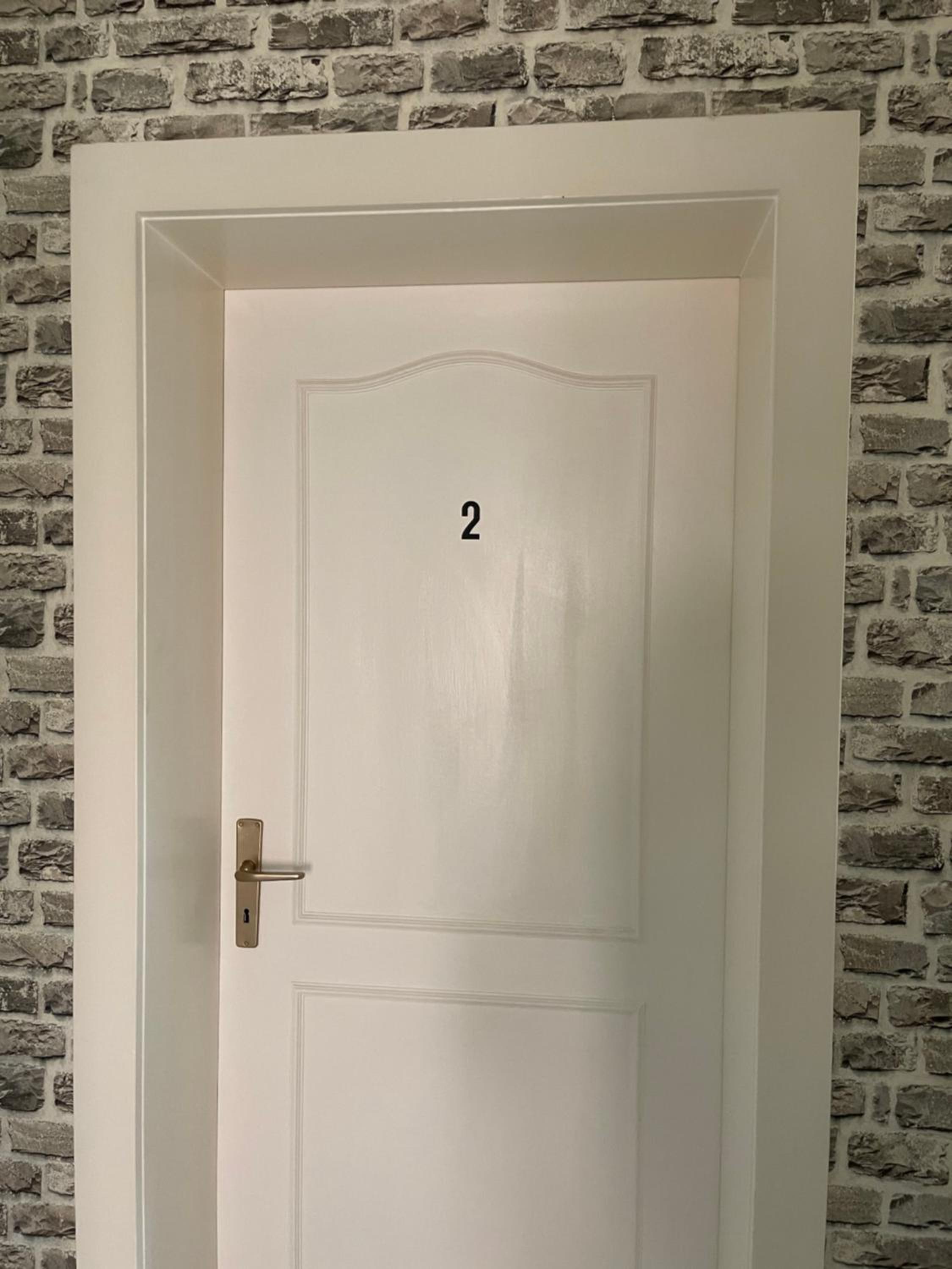 Comfortable Shared Apartment with Private Room in Wesseling