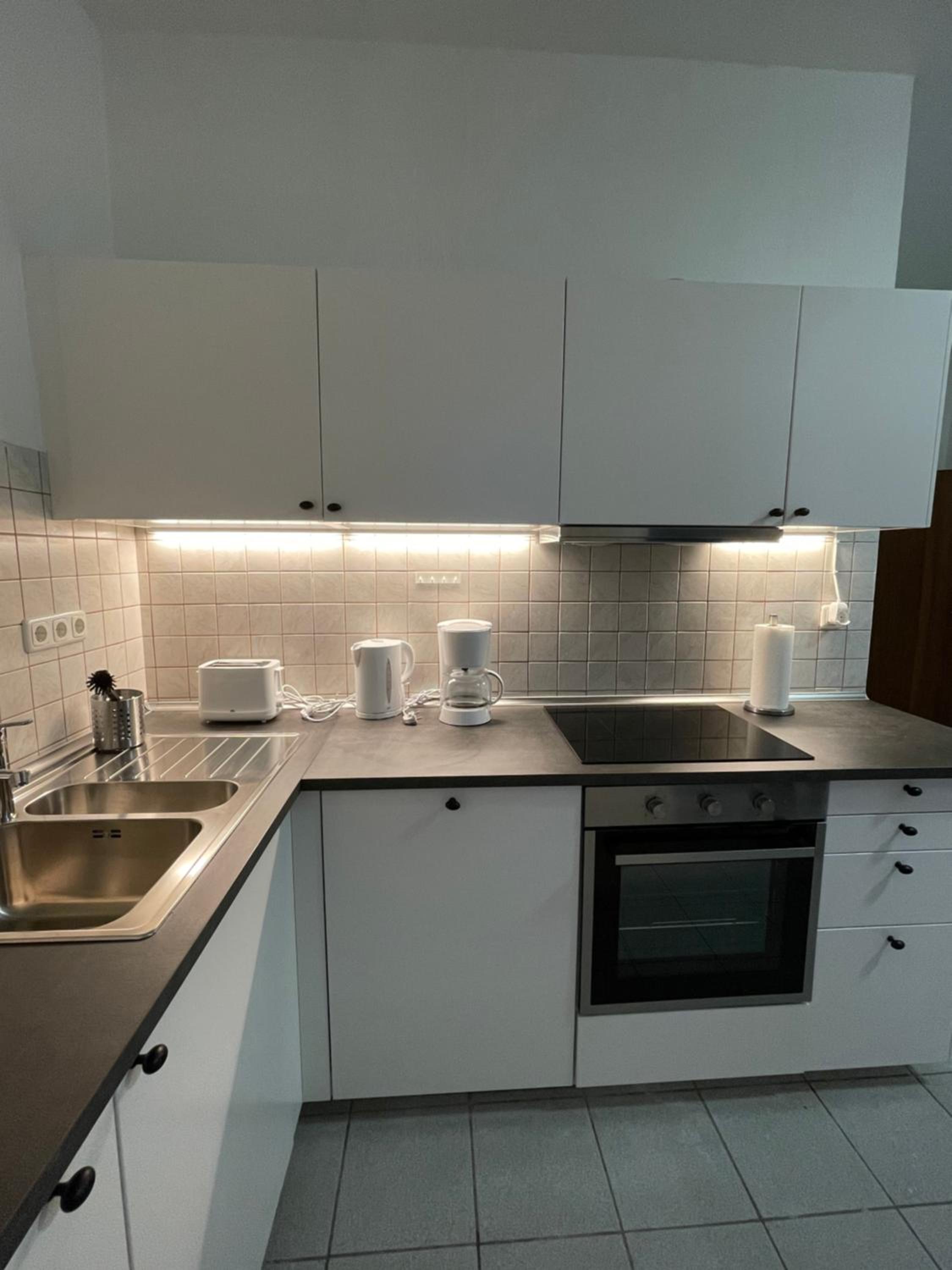 Comfortable Shared Apartment with Private Room in Wesseling