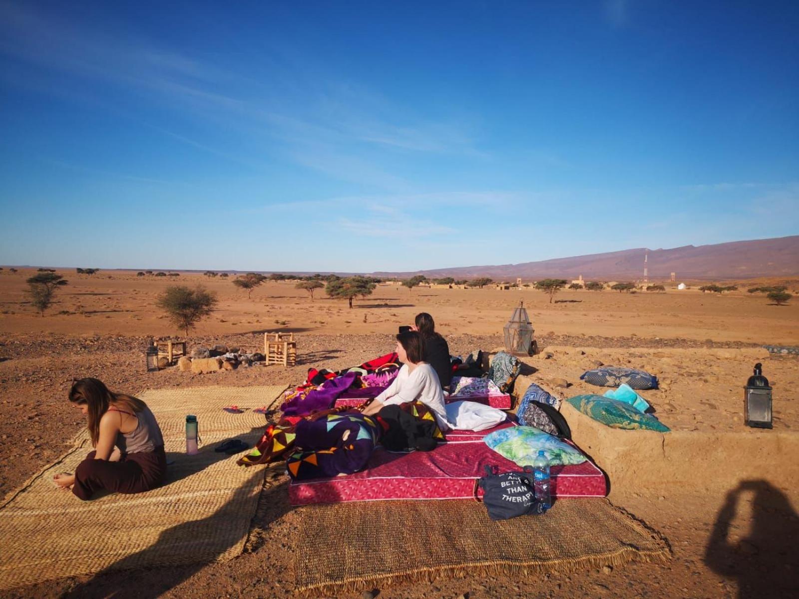 LA PETITE MAISON DU LAC IRIKI