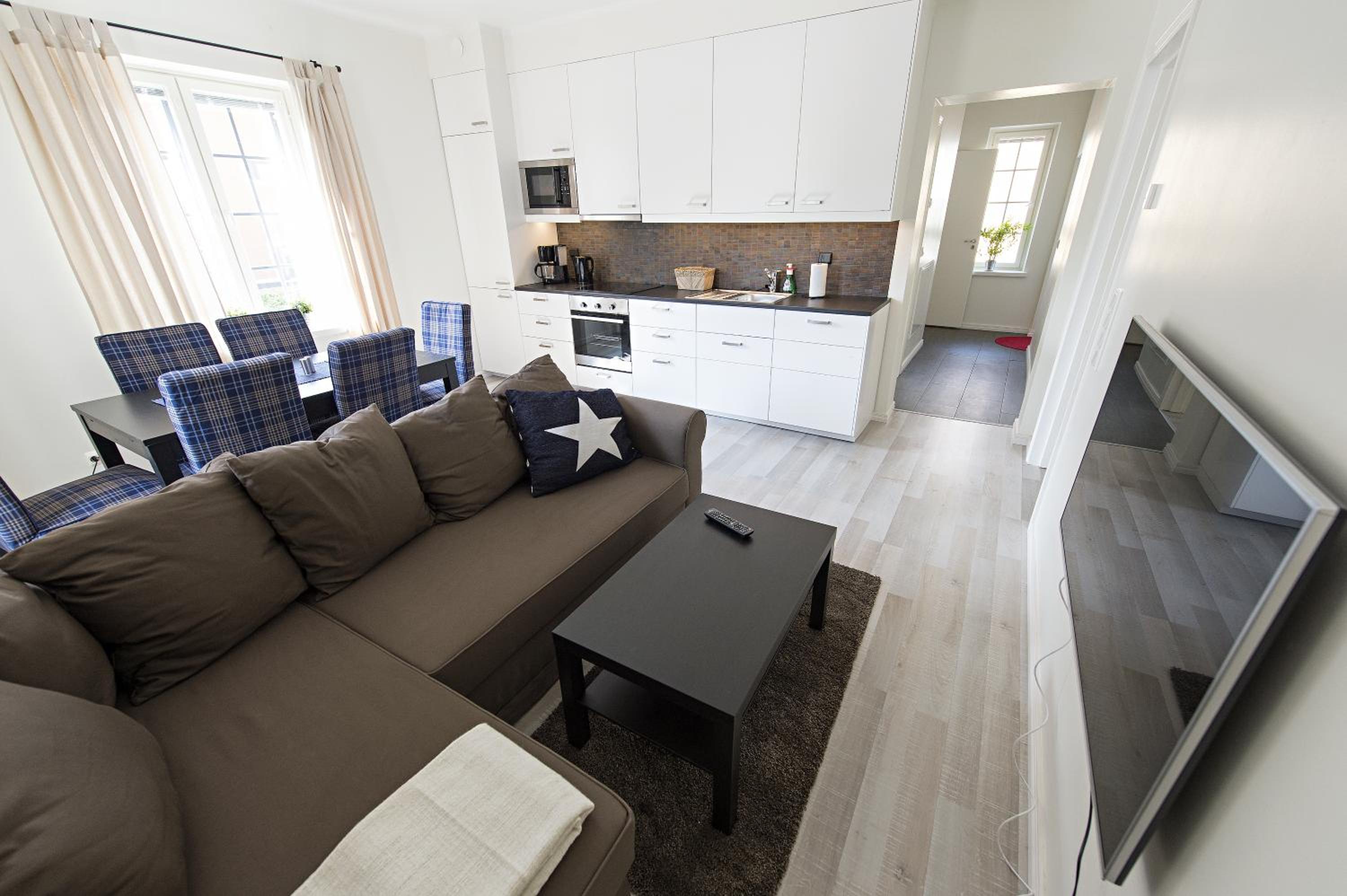 Townhouse Apartments