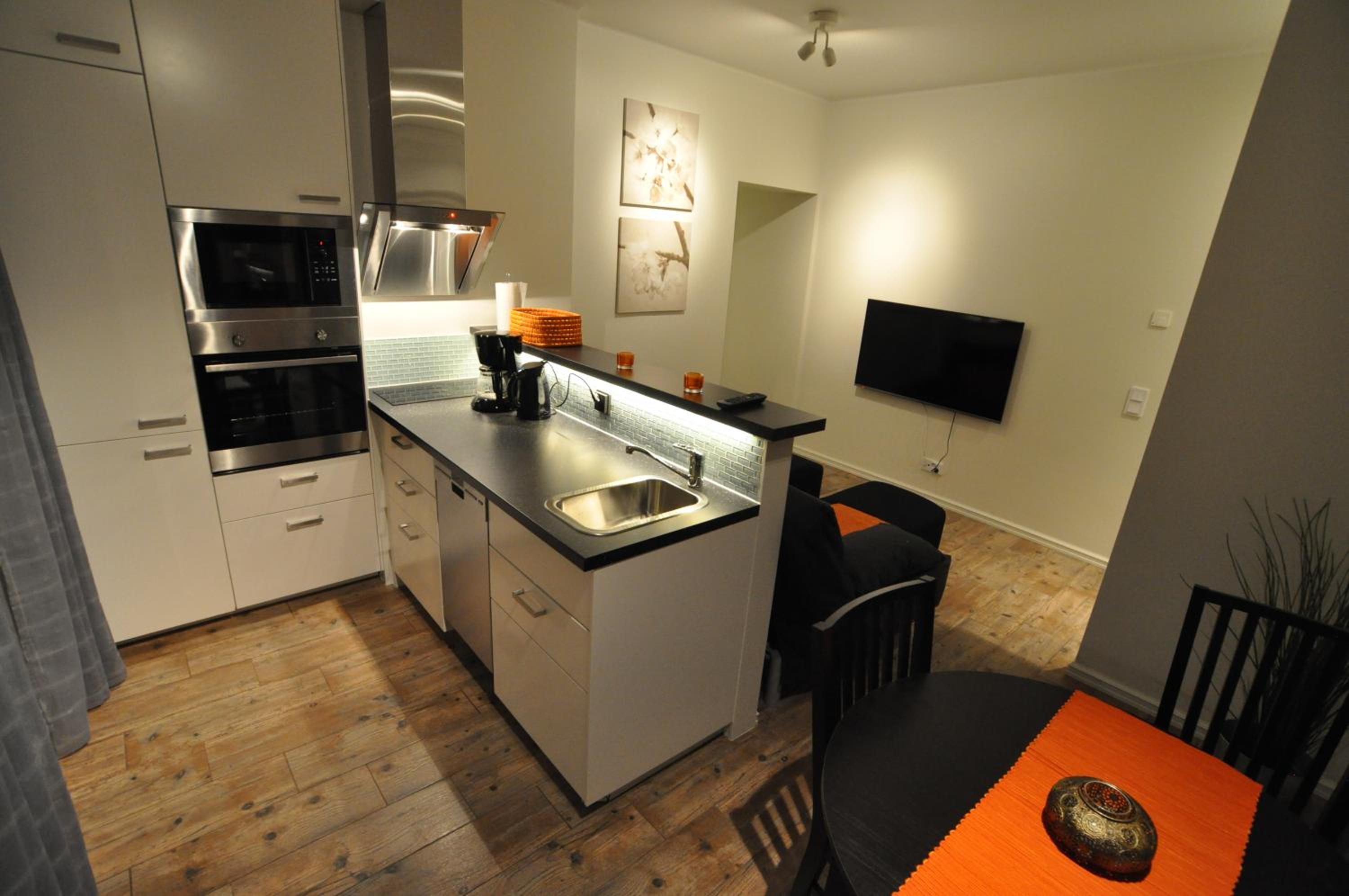 Townhouse Apartments
