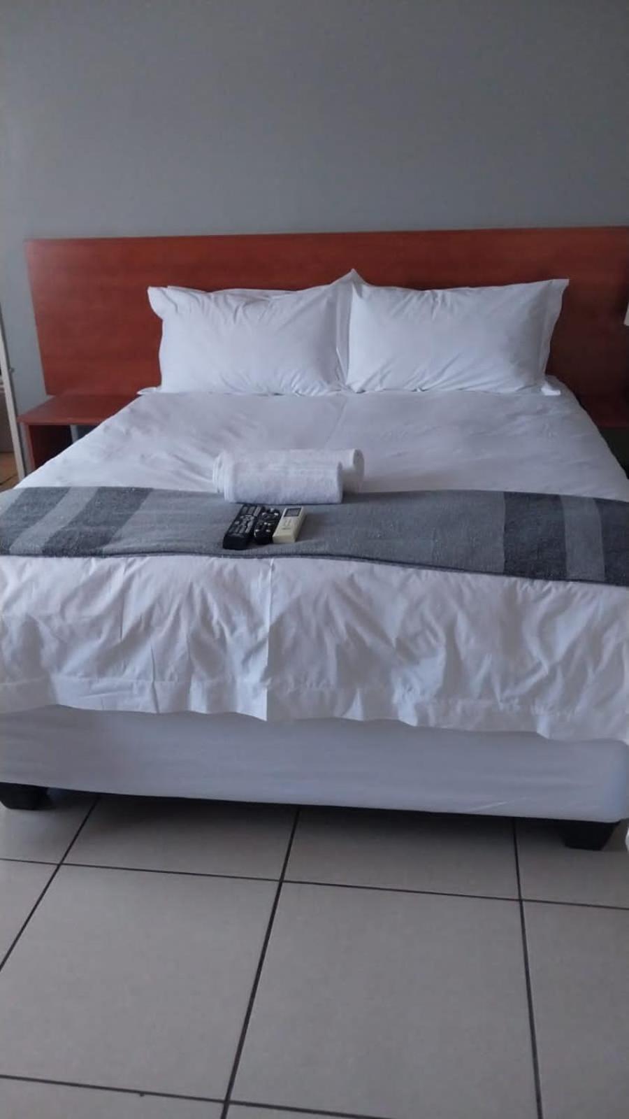 Monate BNB