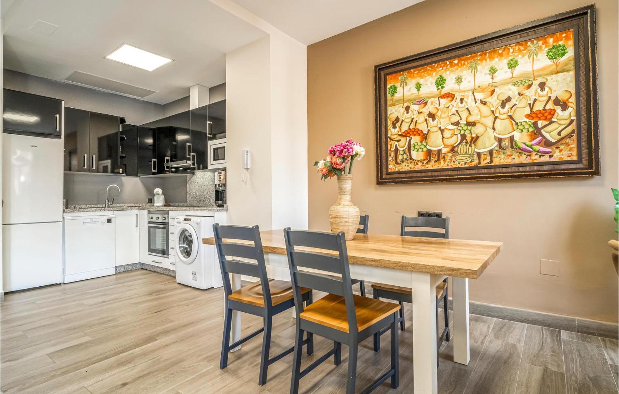 Amazing Home In Benalmádena With Kitchen