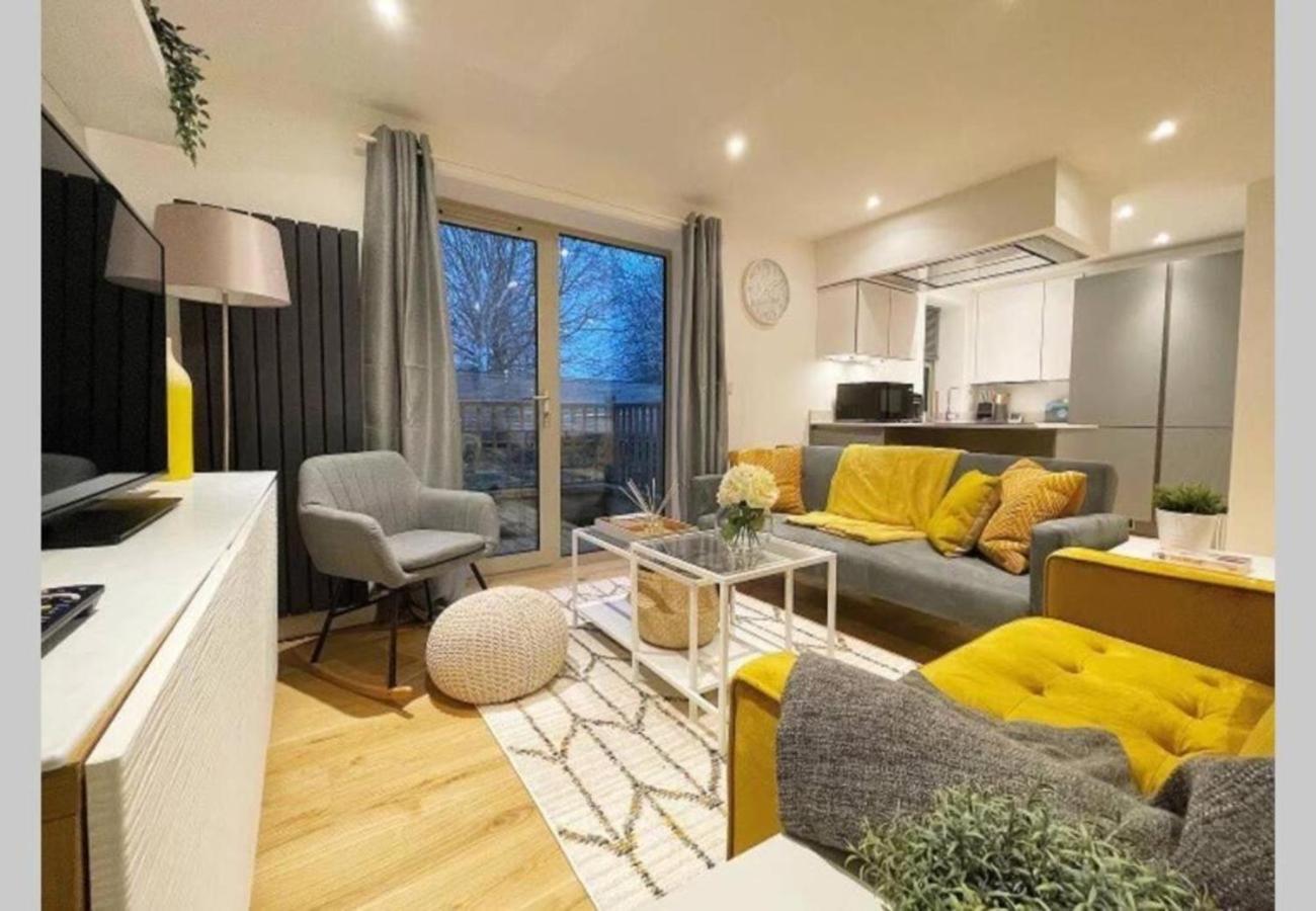 3 York Mews view 3