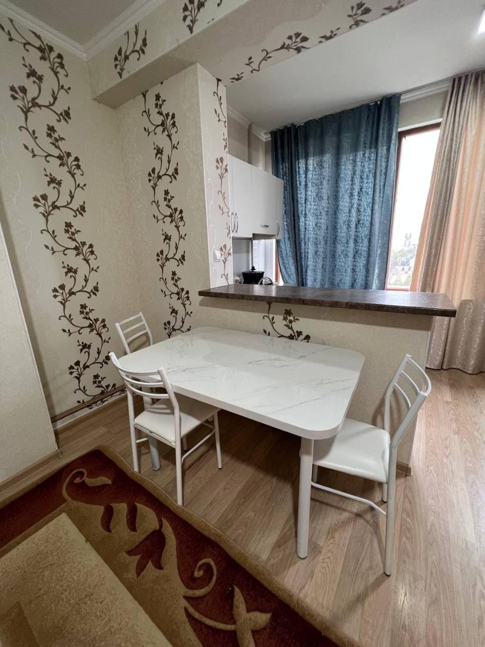 apartment-Vefa on Radishcheva 7 view 5