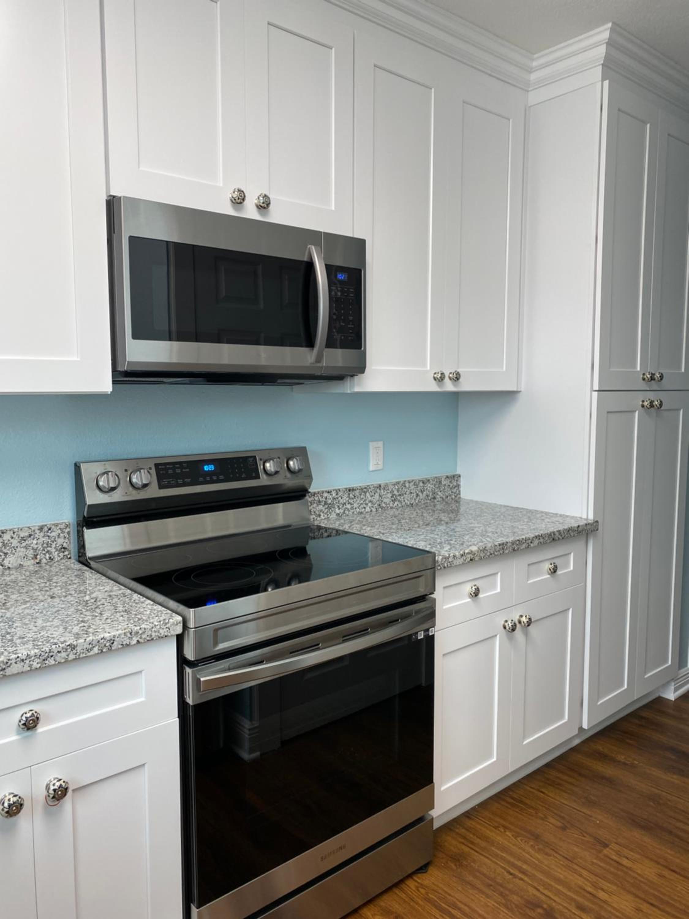 Ocean view, newly renovated home, central location, plenty of parkings