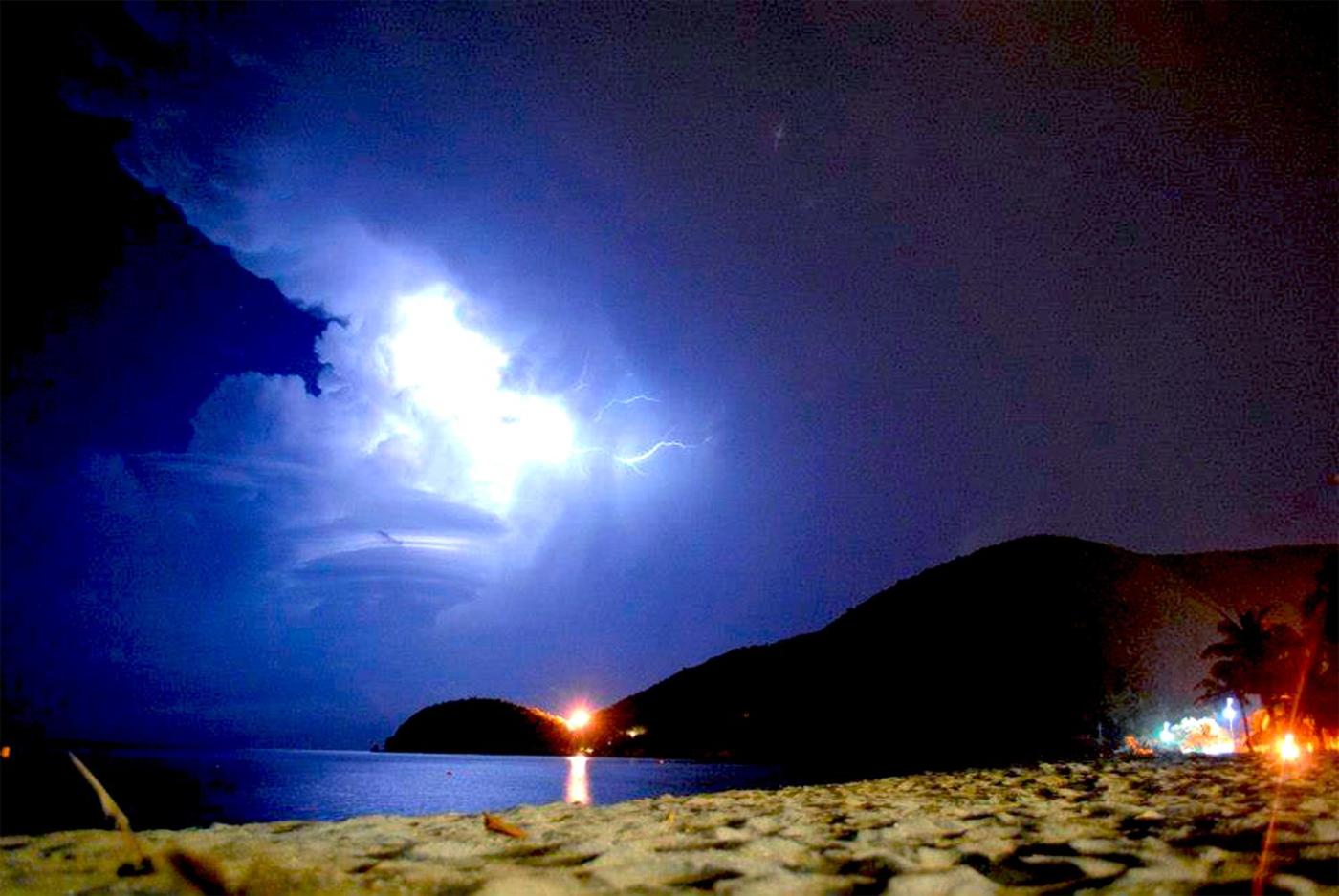 Playa del Ritmo Beach Hostel & Bar - Adults Only