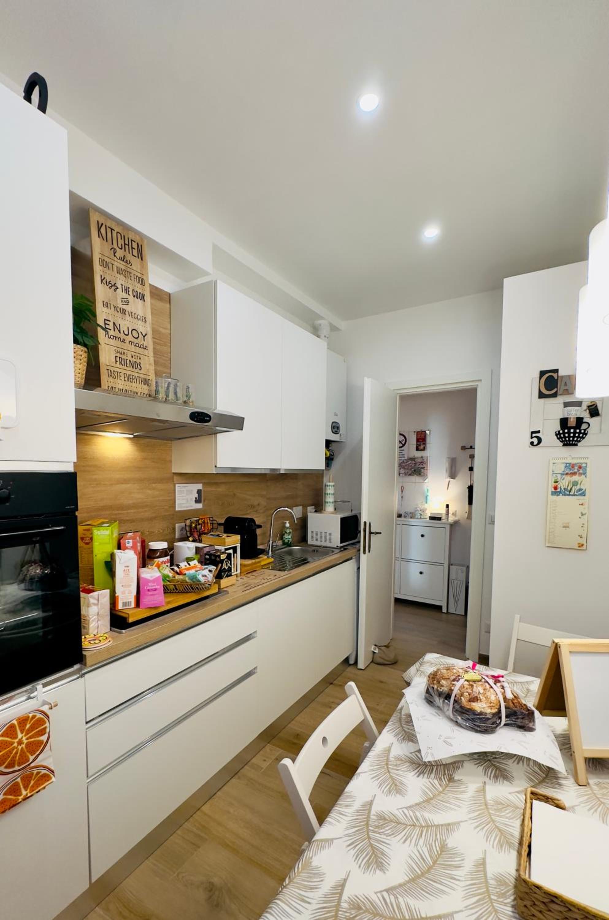 Gemelli-San Pietro-Trastevere-casa con posto auto