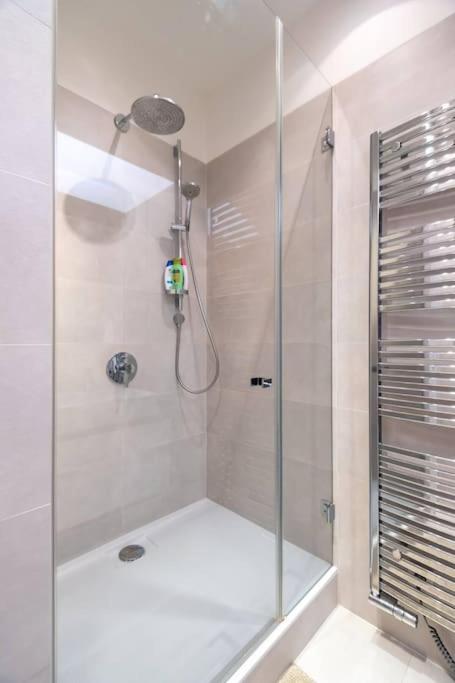 Modern Apartment Old Town Prague