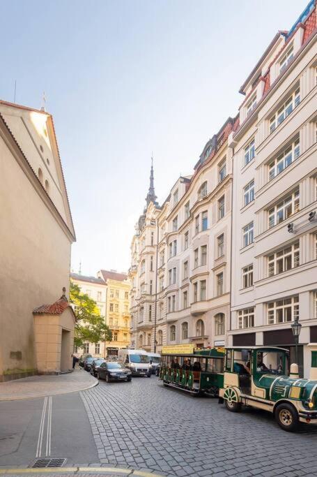 Modern Apartment Old Town Prague