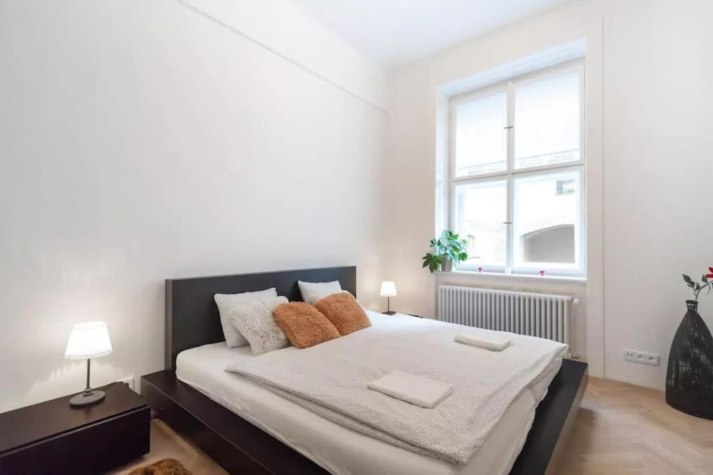 Modern Apartment Old Town Prague