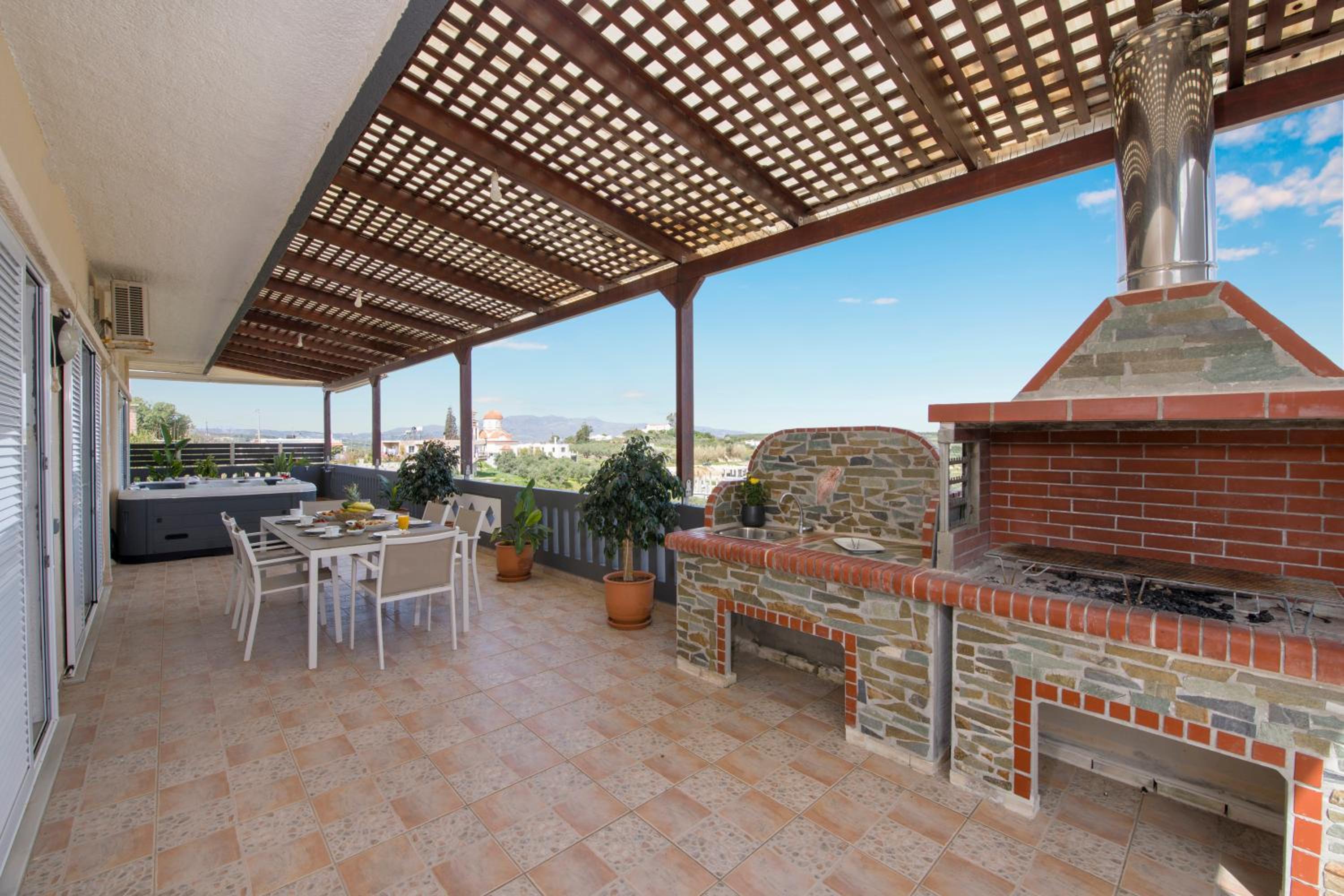 Marakas Winery Family House