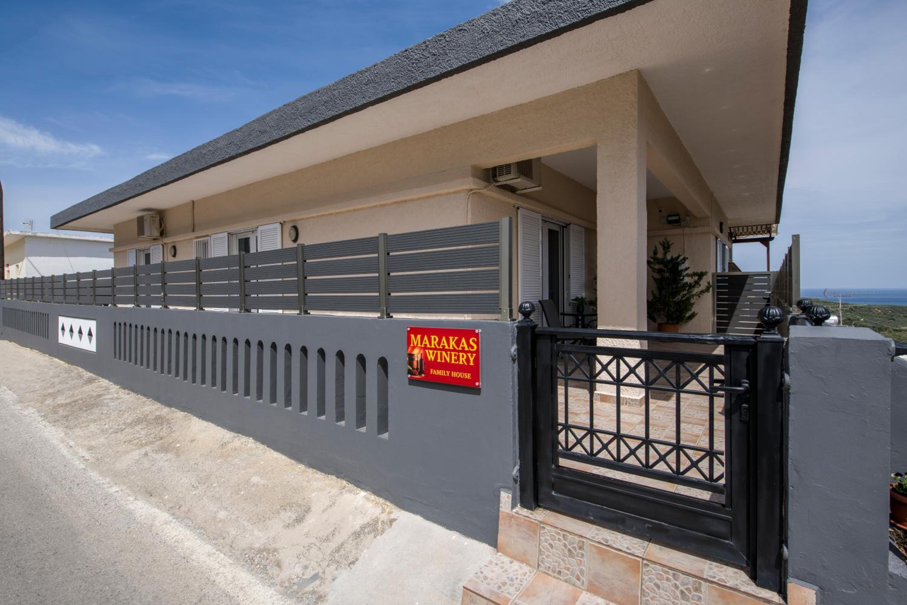 Marakas Winery Family House