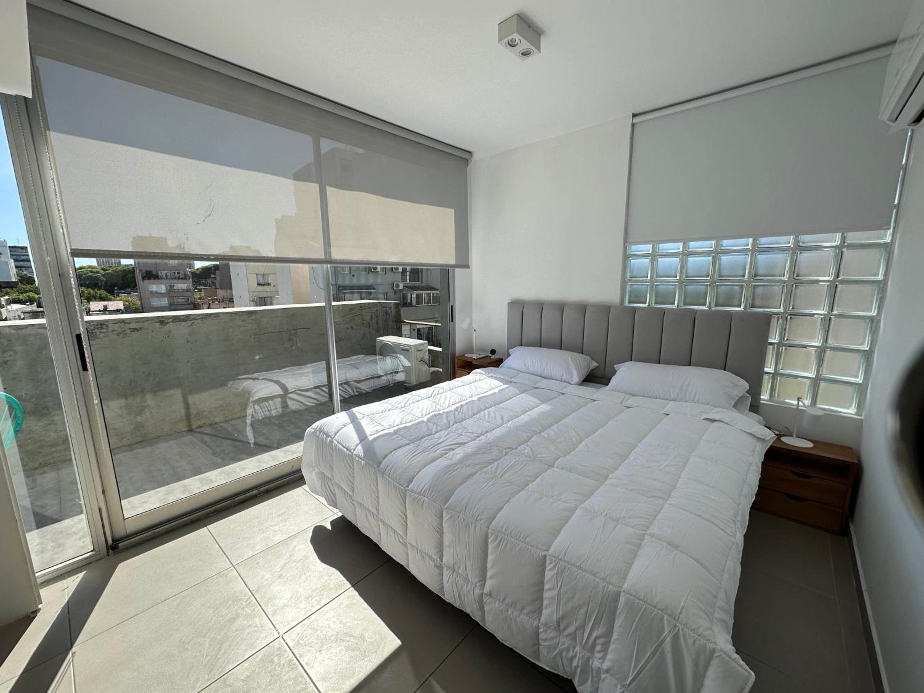 Modern Spacious & Sunny Apartment in Palermo