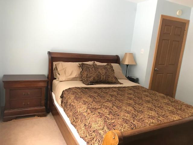 Lakeside Snowmobile - Ski Villa, 4BR 2BA, sleeps 10 view 3