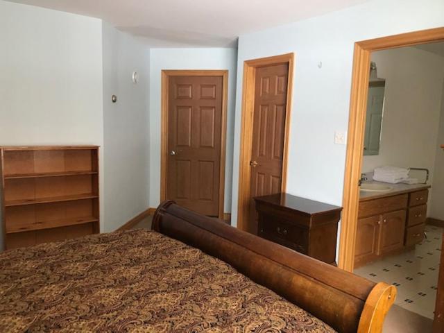 Lakeside Snowmobile - Ski Villa, 4BR 2BA, sleeps 10 view 4