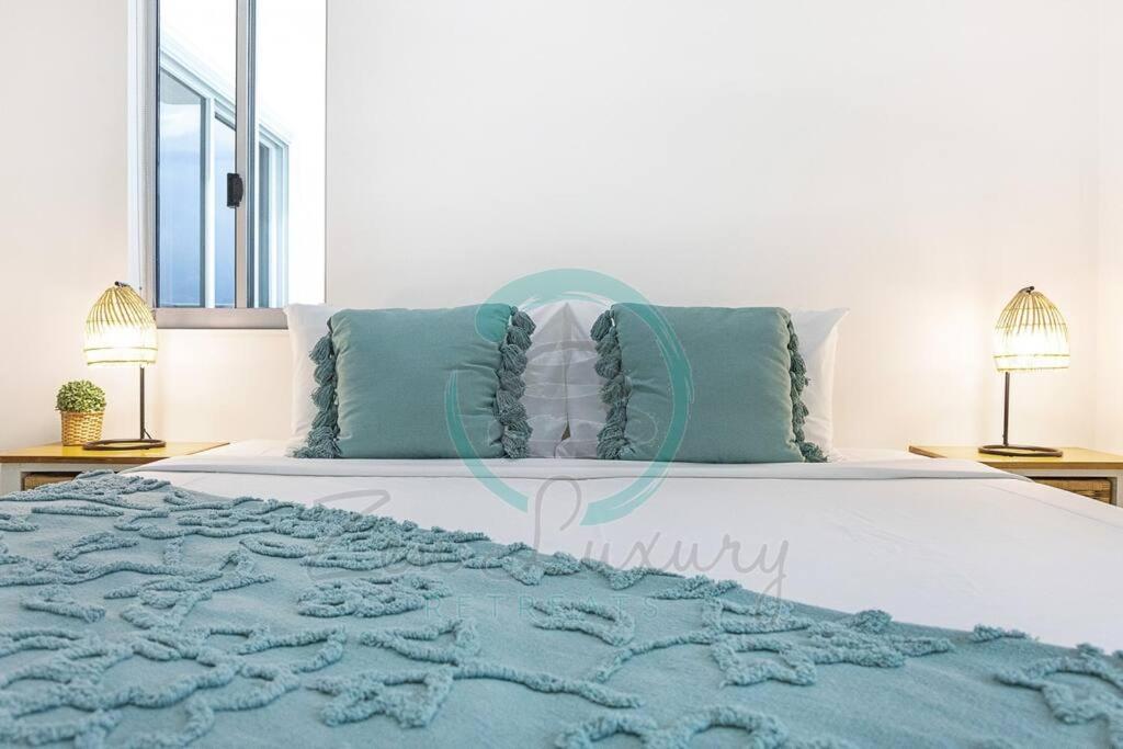 ZEN Crown Towers 3-BR Luxury Pad