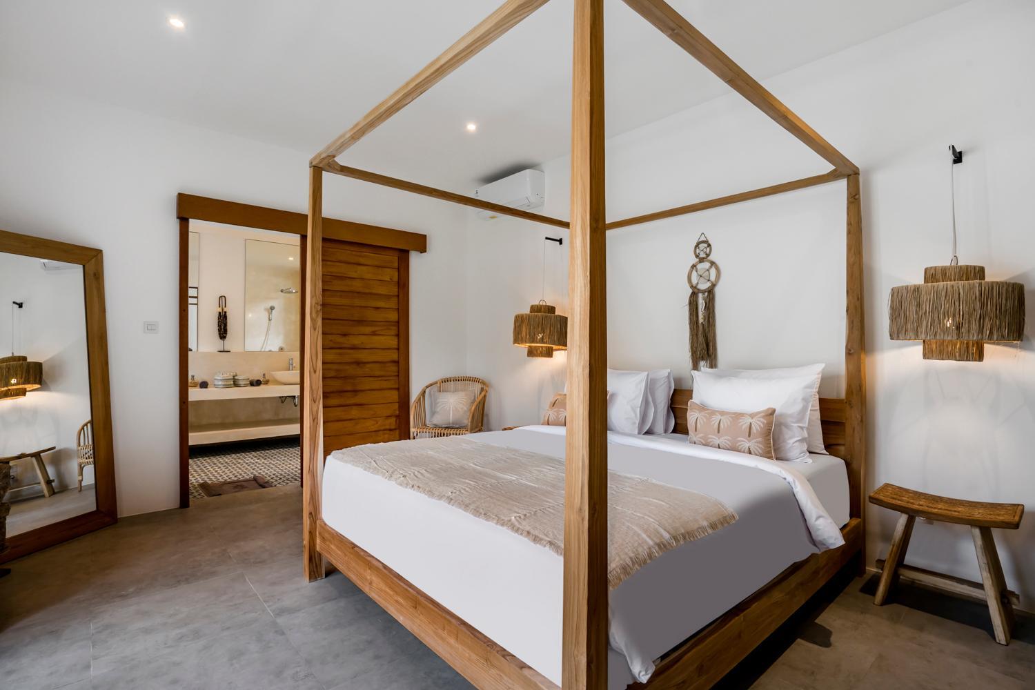 Villa Mimpi Seminyak by Alfred in Bali