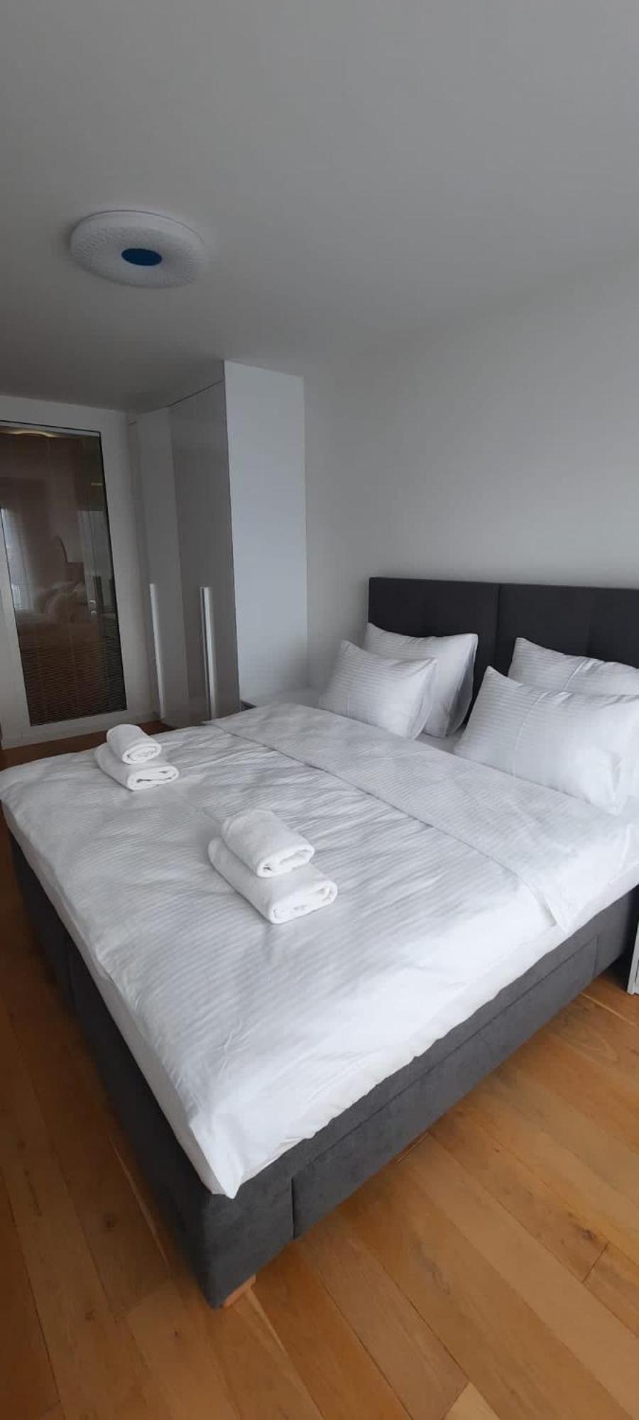 River Walk Sarajevo - Layan Apartment