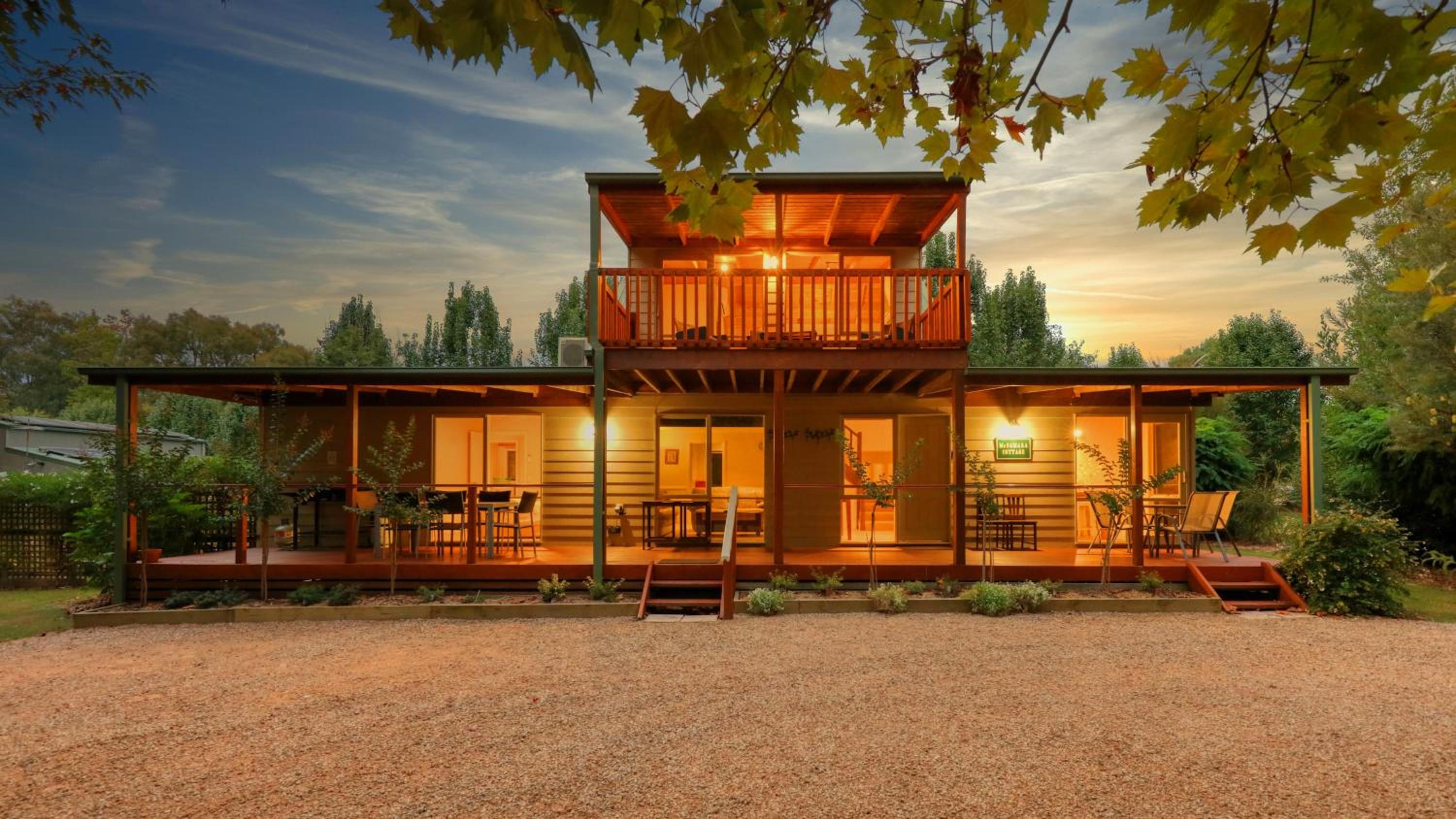Beechworth Cedar Cottages