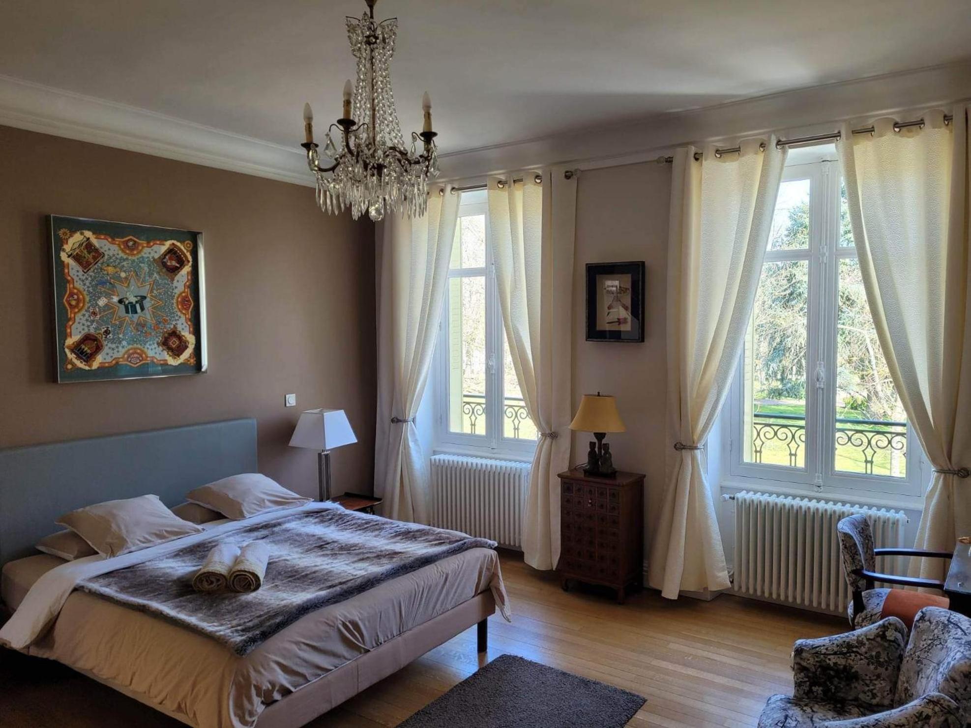 Chambres d'Hôtes Côté Parc-Côté Jardin avec parking privé gratuit view 4